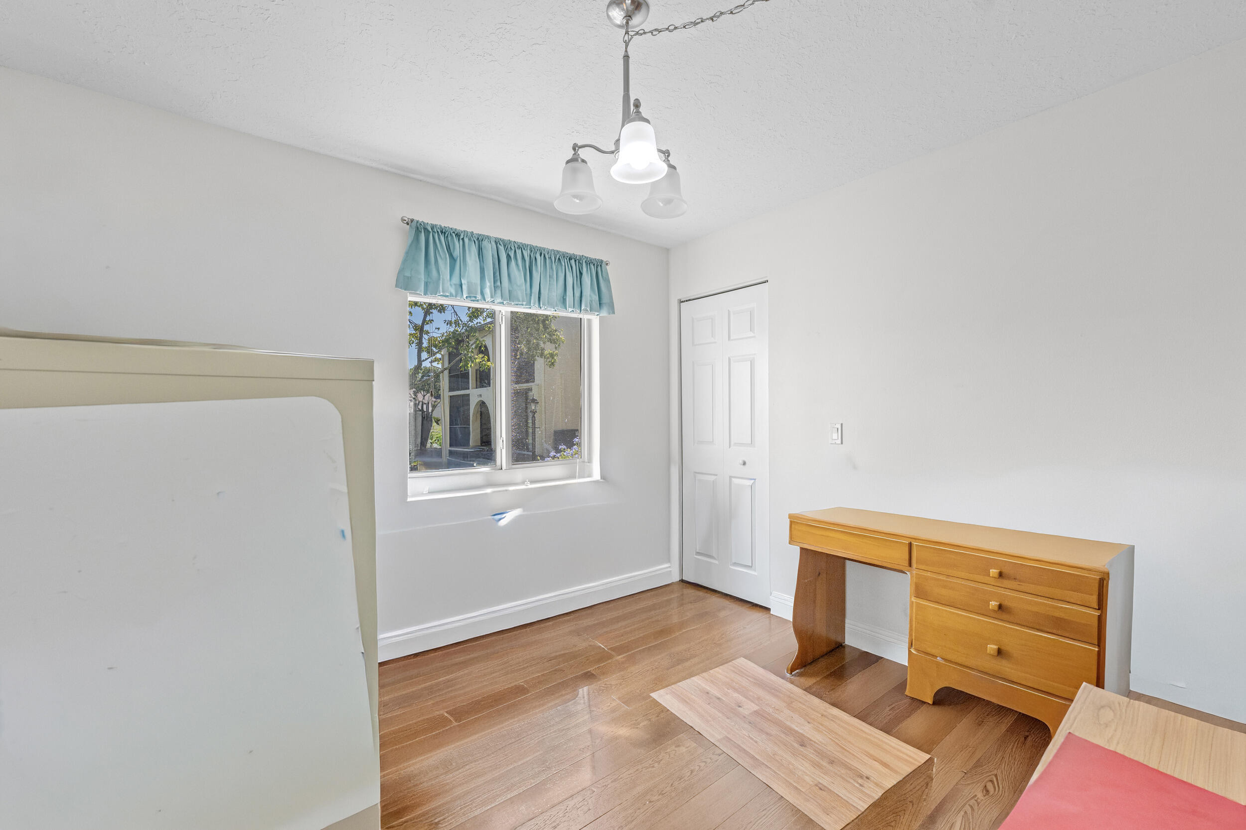 PINE RIDGE SOUTH I CONDO - Residential