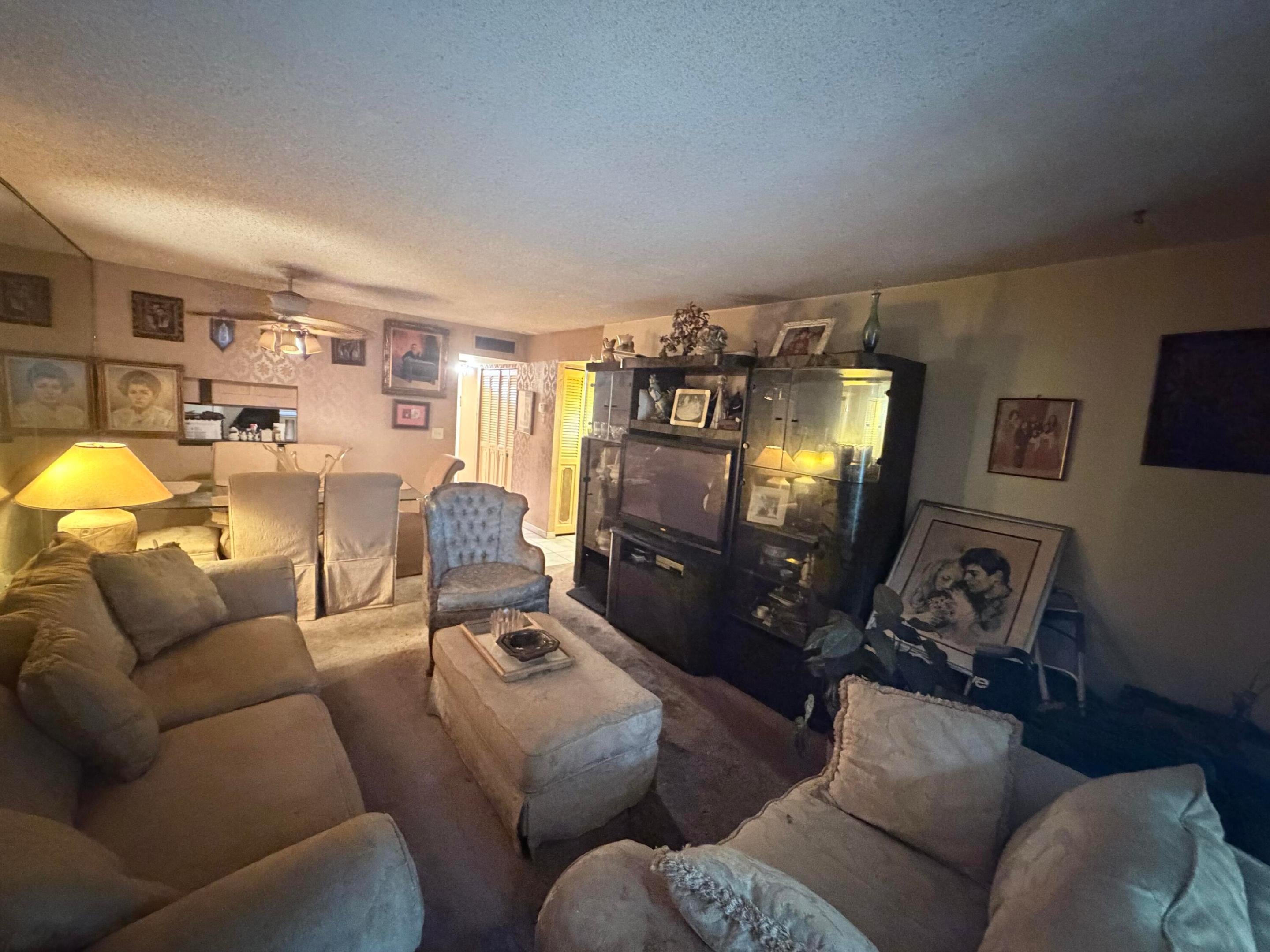 3090 HOLIDAY SPRINGS Boulevard 105