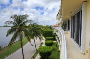 VILLAS INC - Residential