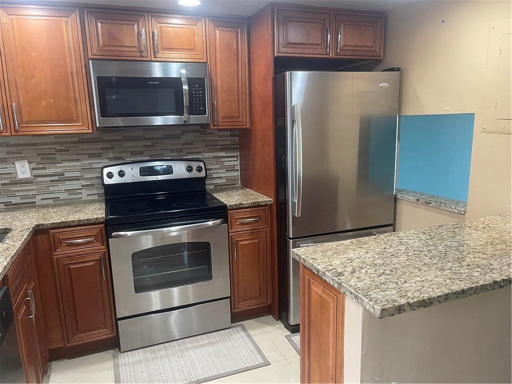 Sunrise Lakes Phase 3 - Residential