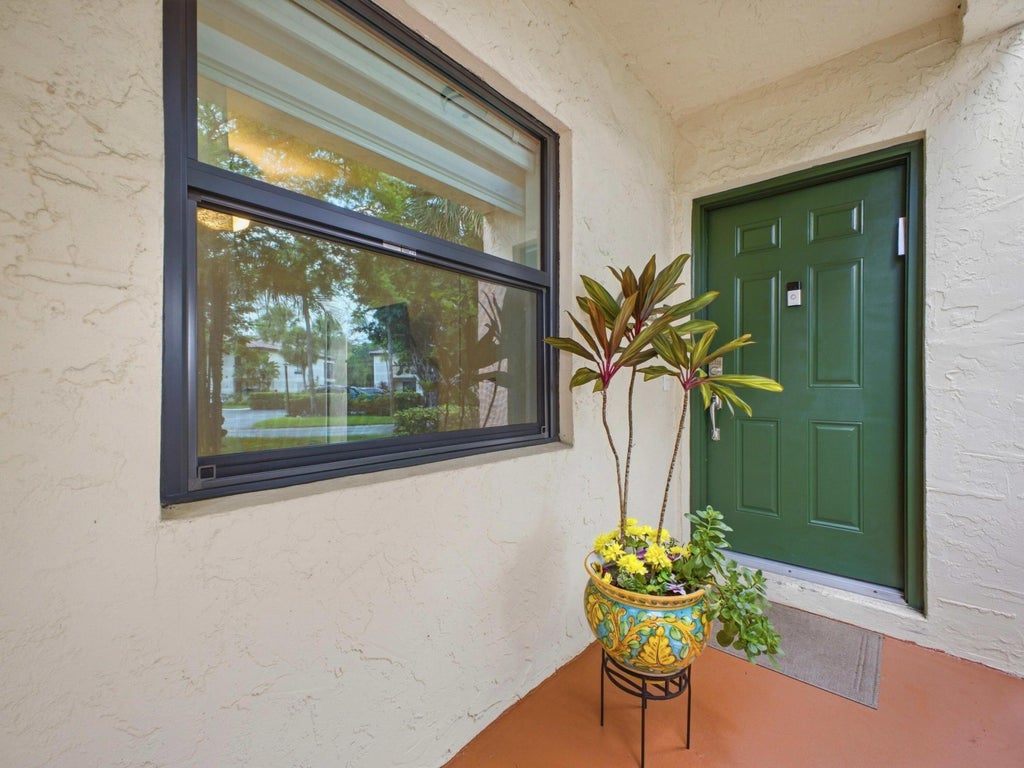 Photo of 21621 ARRIBA REAL #1-I, Boca Raton, FL 33433 (MLS # B26081609)