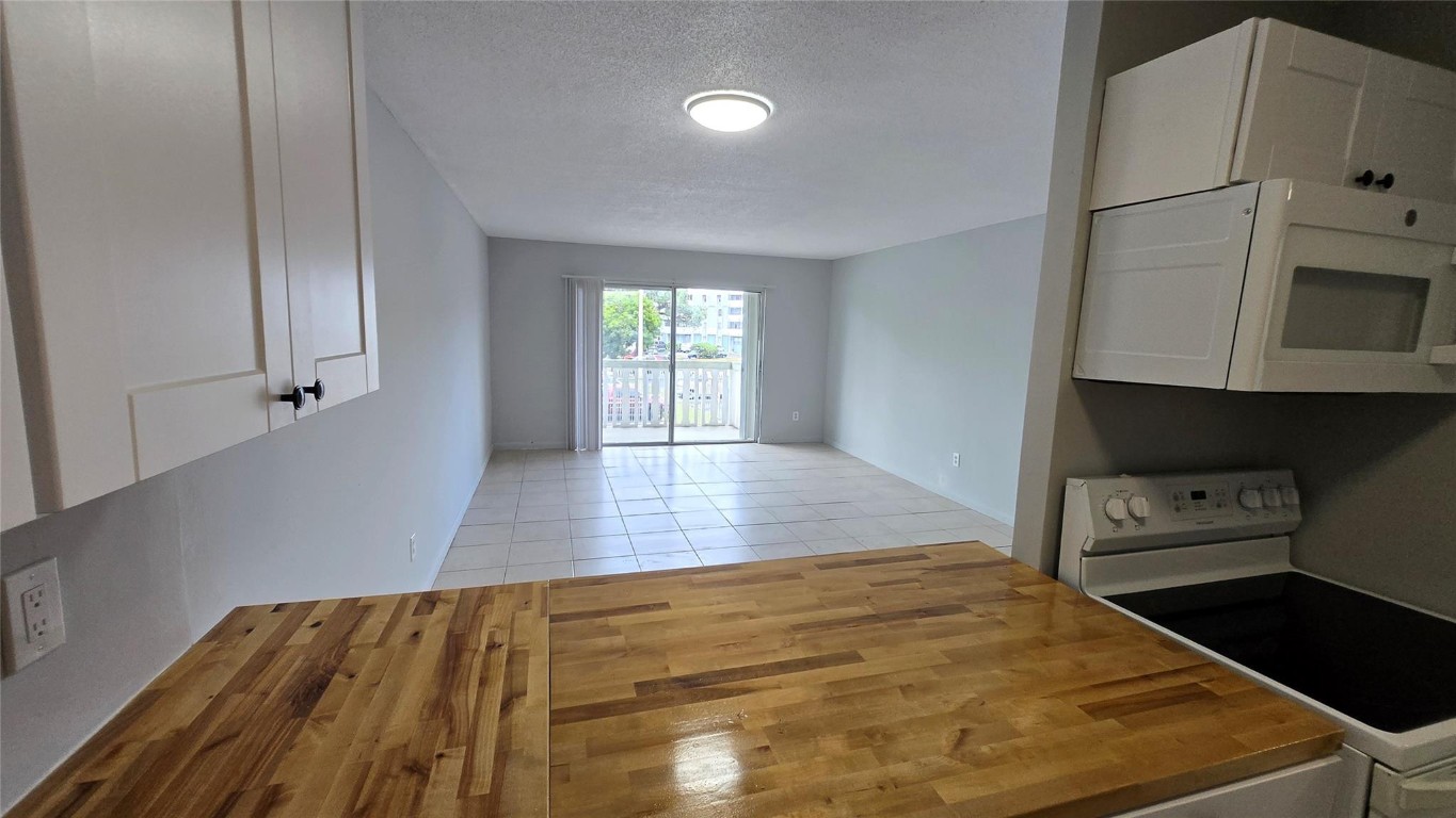 Ola Condo - Residential Lease