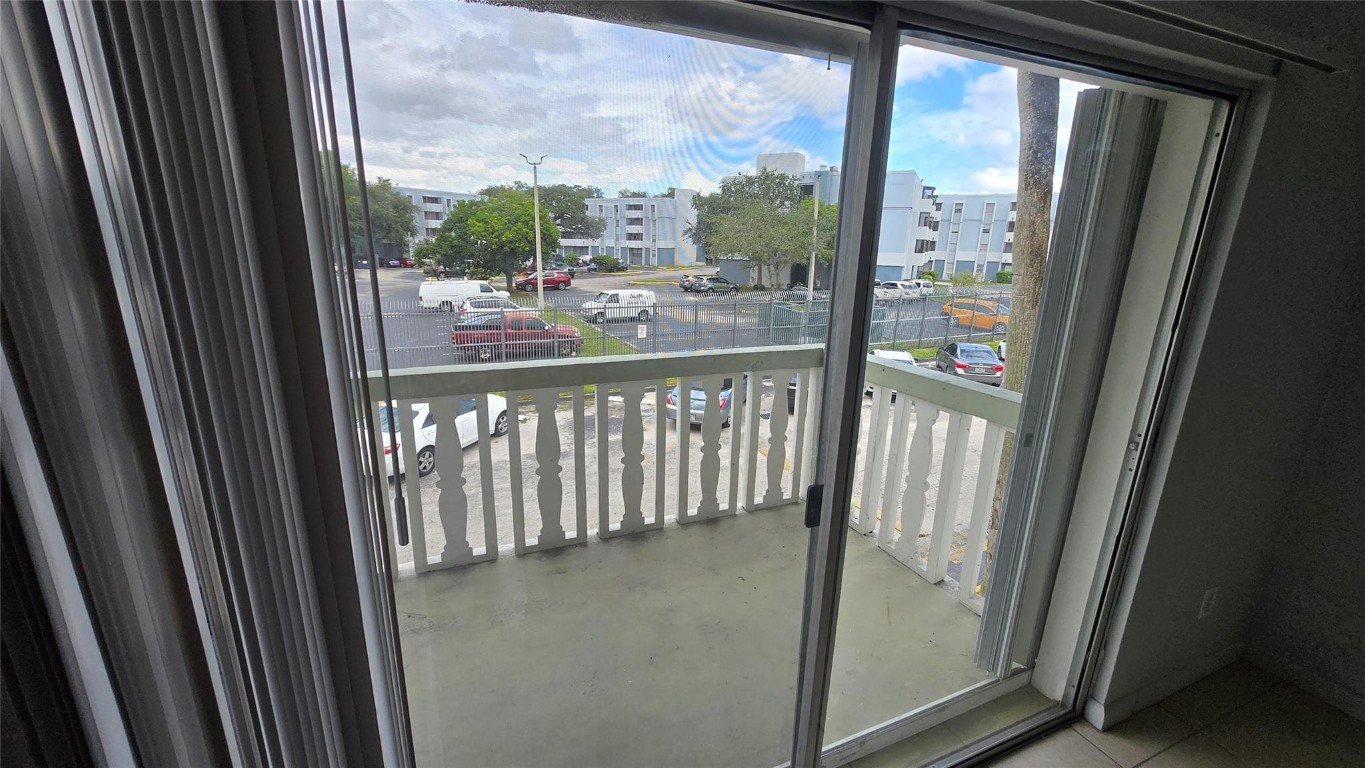 Ola Condo - Residential Lease