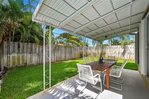 Single Family Residence in Pompano Beach FL 256 11th St 30.jpg