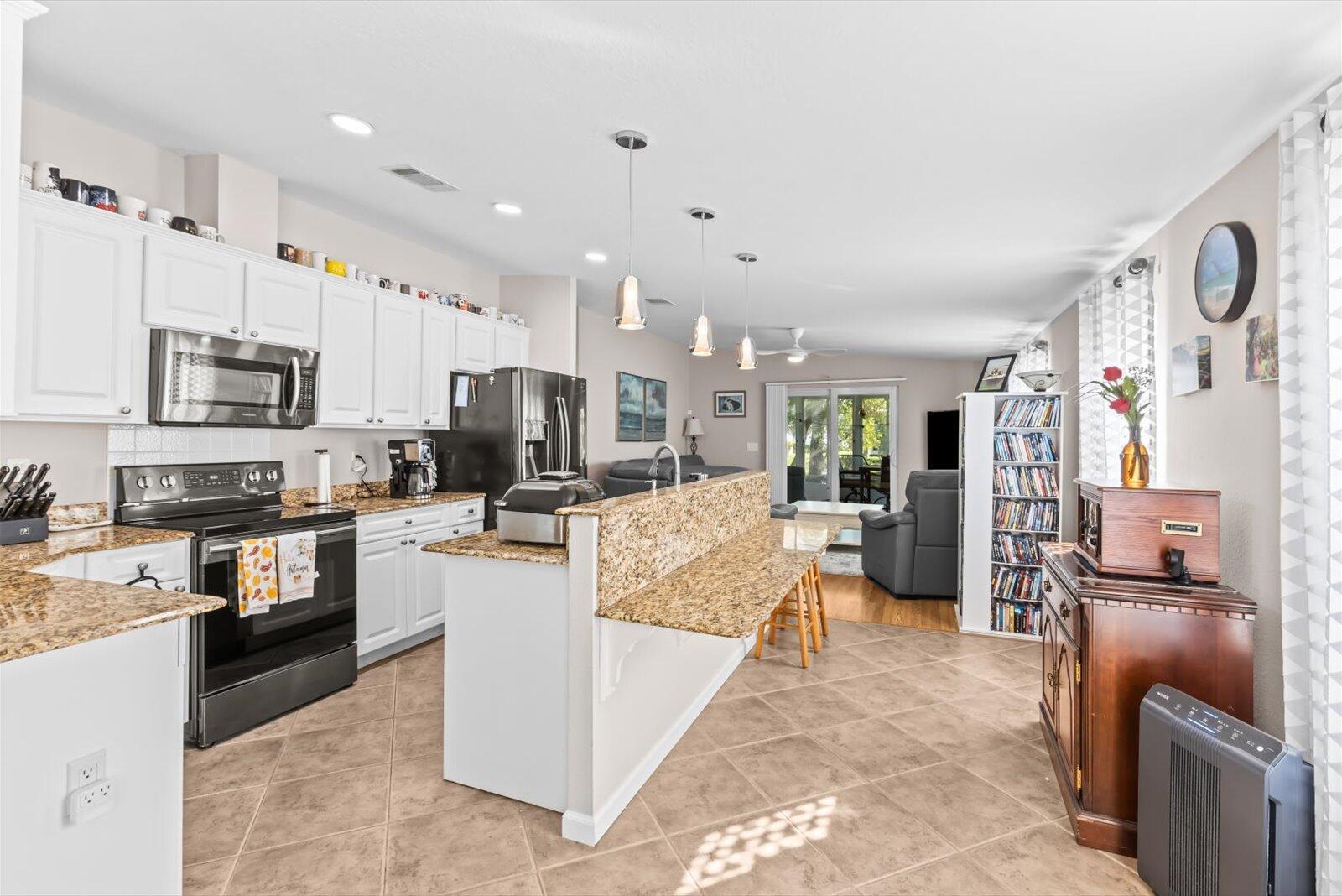 THE LINKS AT SAVANNA CLUB - Residential