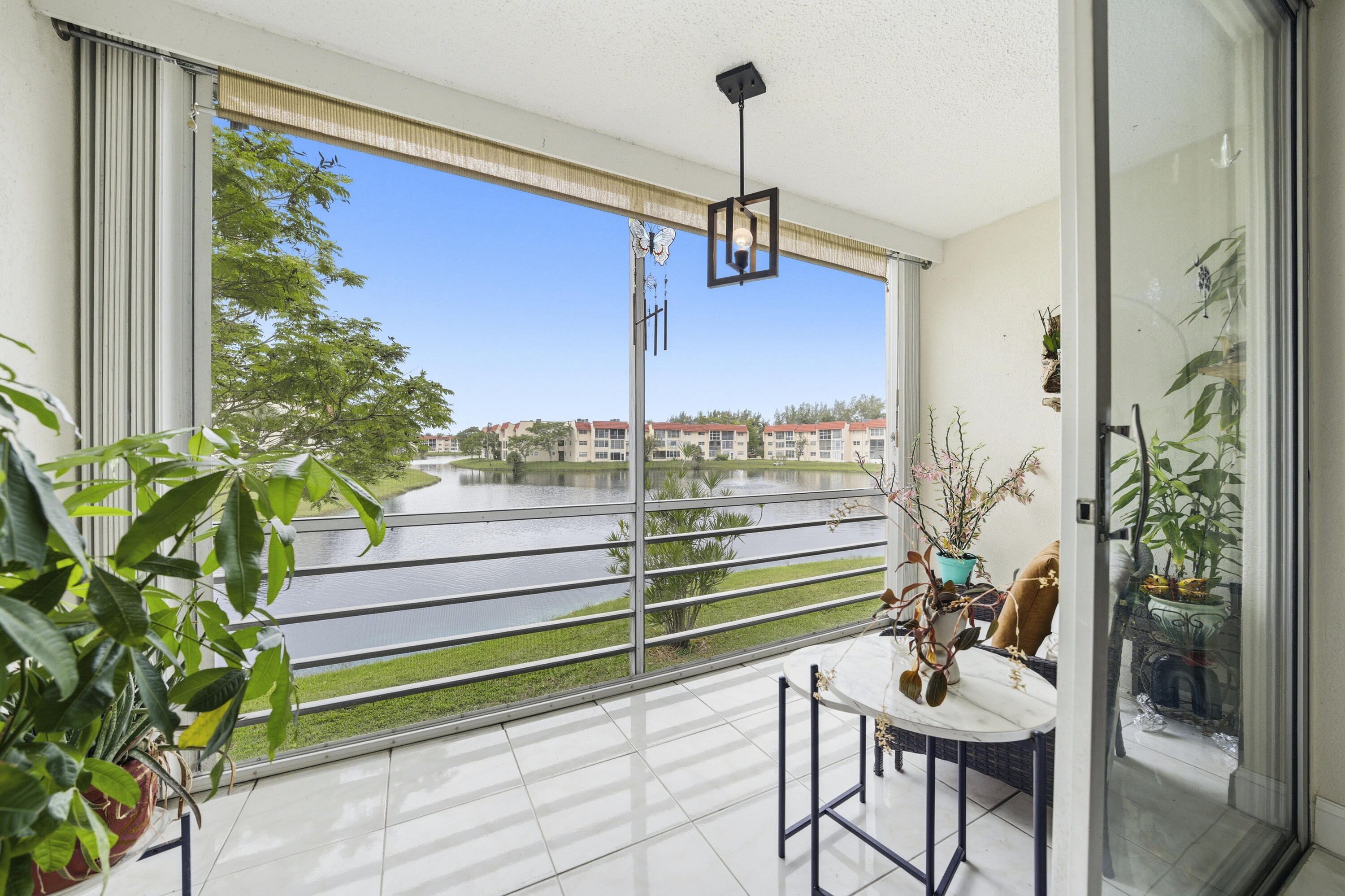 SUNRISE LAKES 3 CONDO - Residential