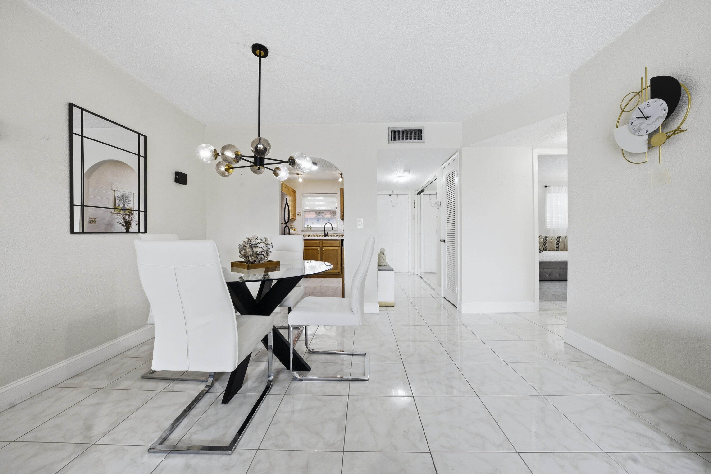 SUNRISE LAKES 3 CONDO - Residential