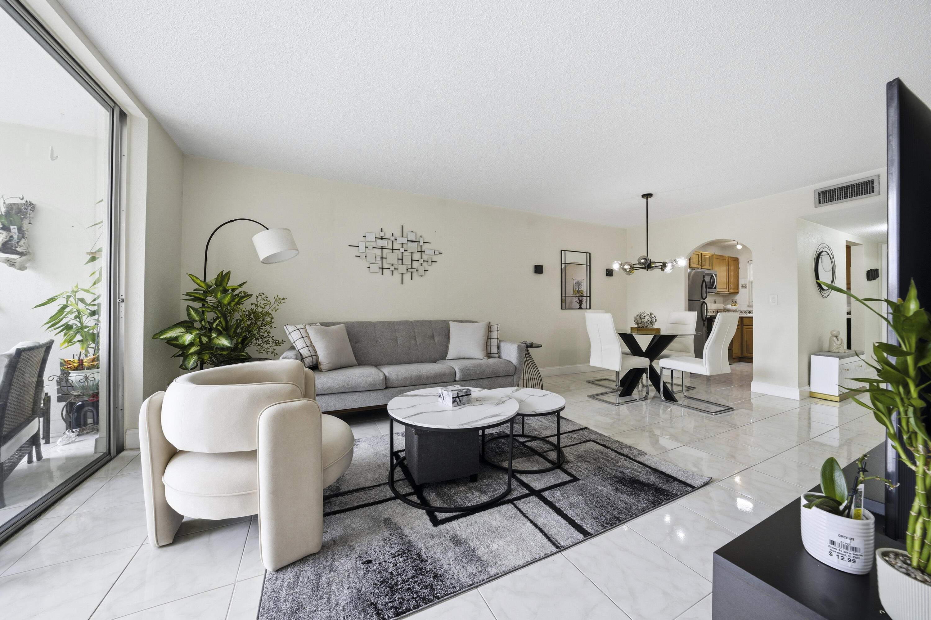 SUNRISE LAKES 3 CONDO - Residential