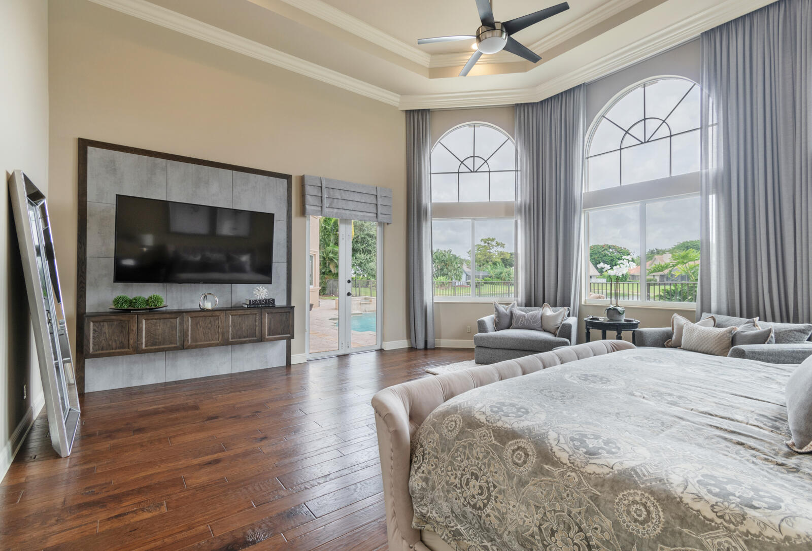 WOODFIELD HUNT CLUB - Residential