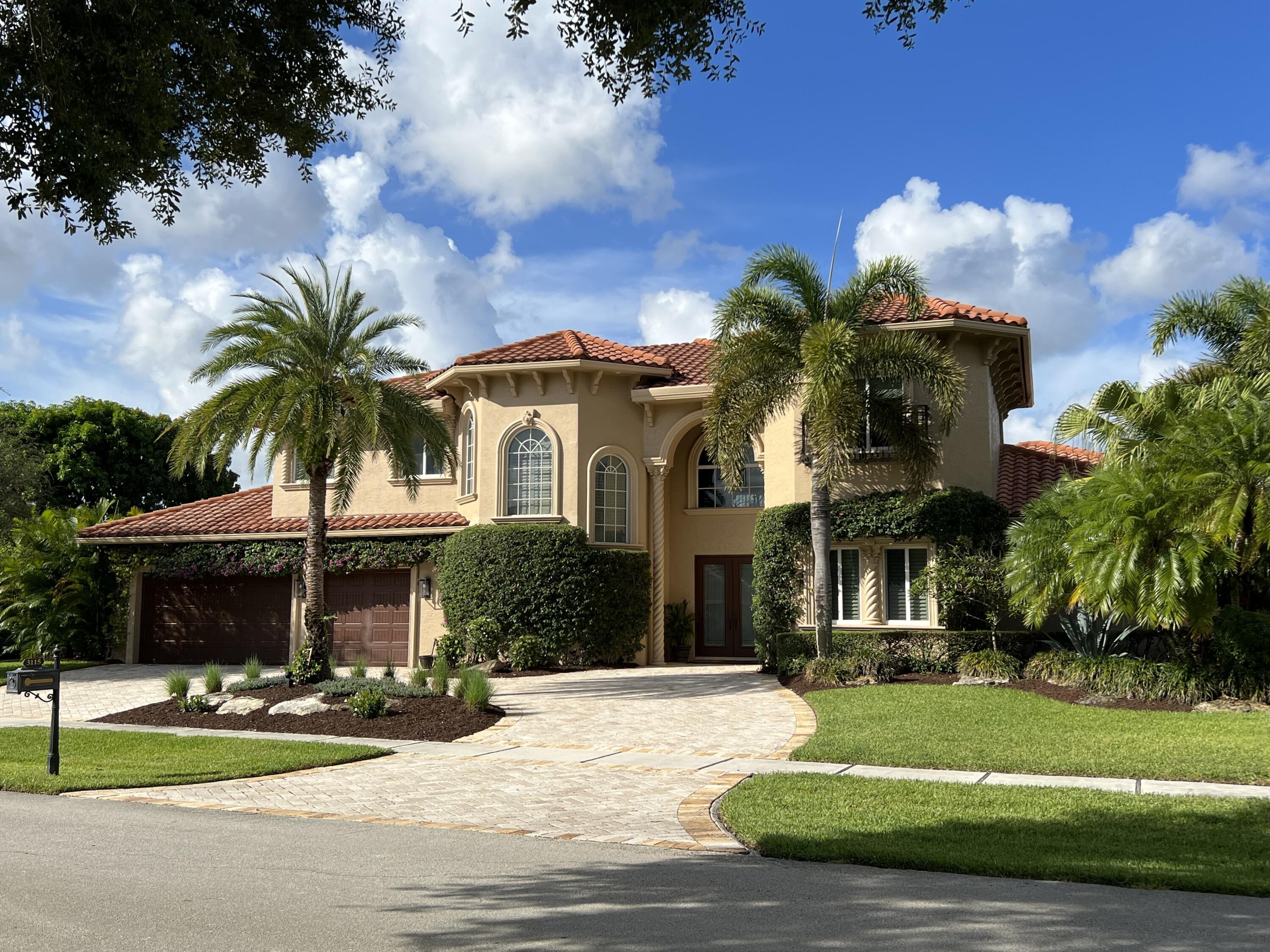 WOODFIELD HUNT CLUB - Residential