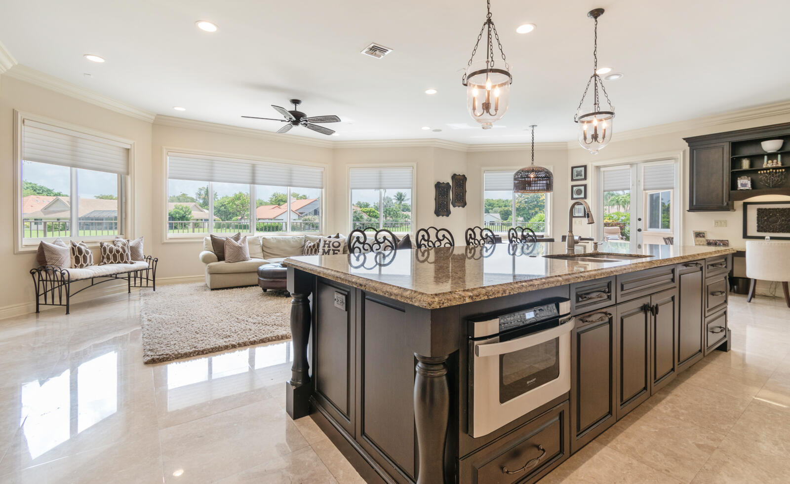 WOODFIELD HUNT CLUB - Residential