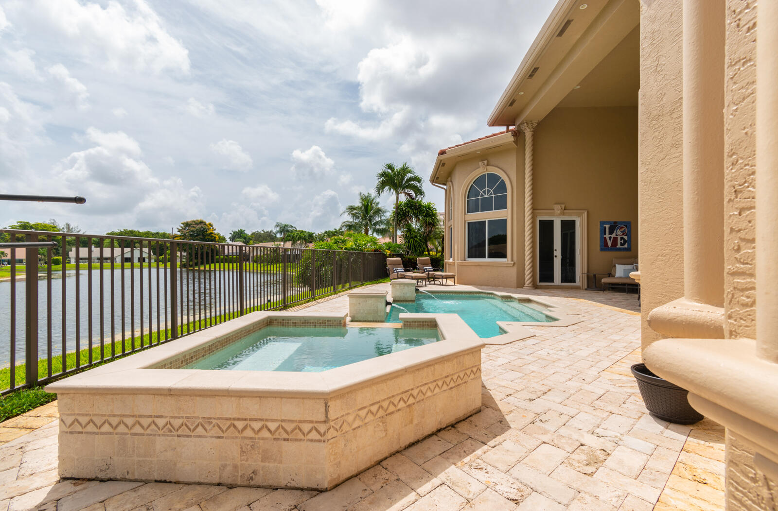 WOODFIELD HUNT CLUB - Residential