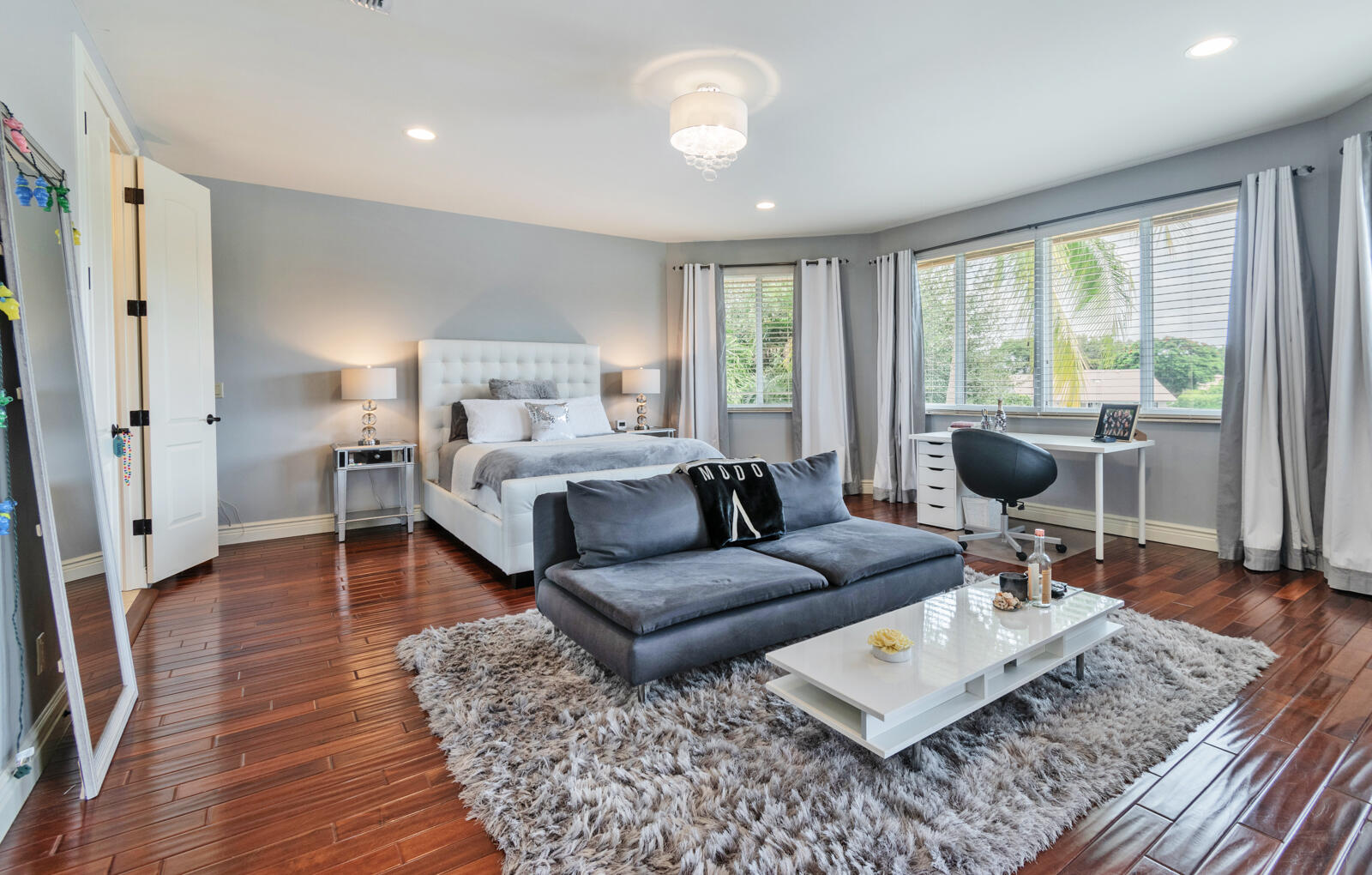 WOODFIELD HUNT CLUB - Residential