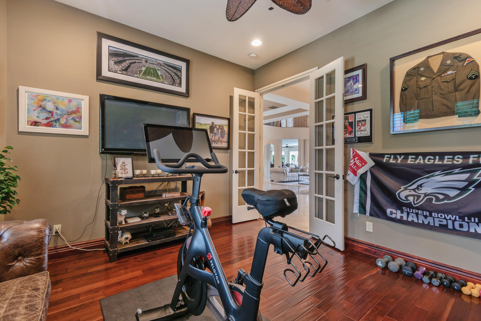 WOODFIELD HUNT CLUB - Residential