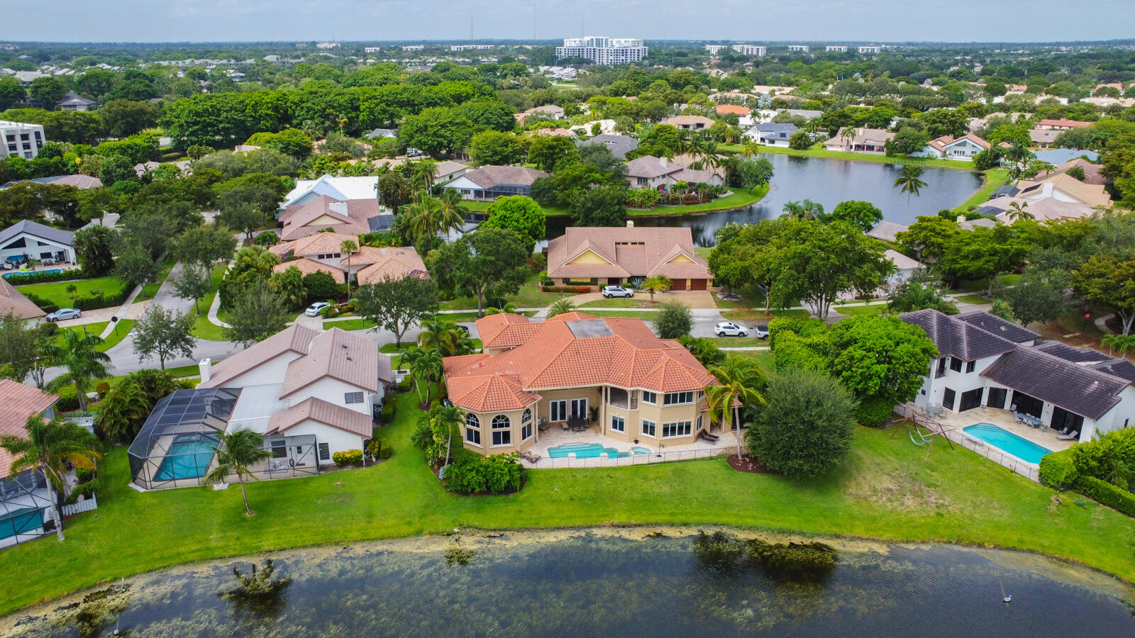 WOODFIELD HUNT CLUB - Residential