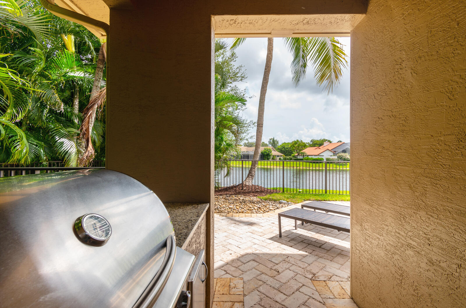 WOODFIELD HUNT CLUB - Residential