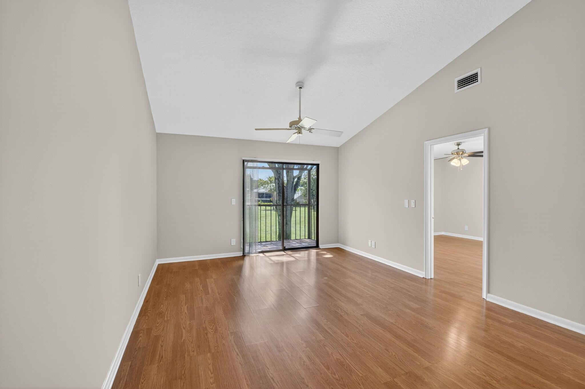 ENVIRONMENT I CONDO - Residential Lease