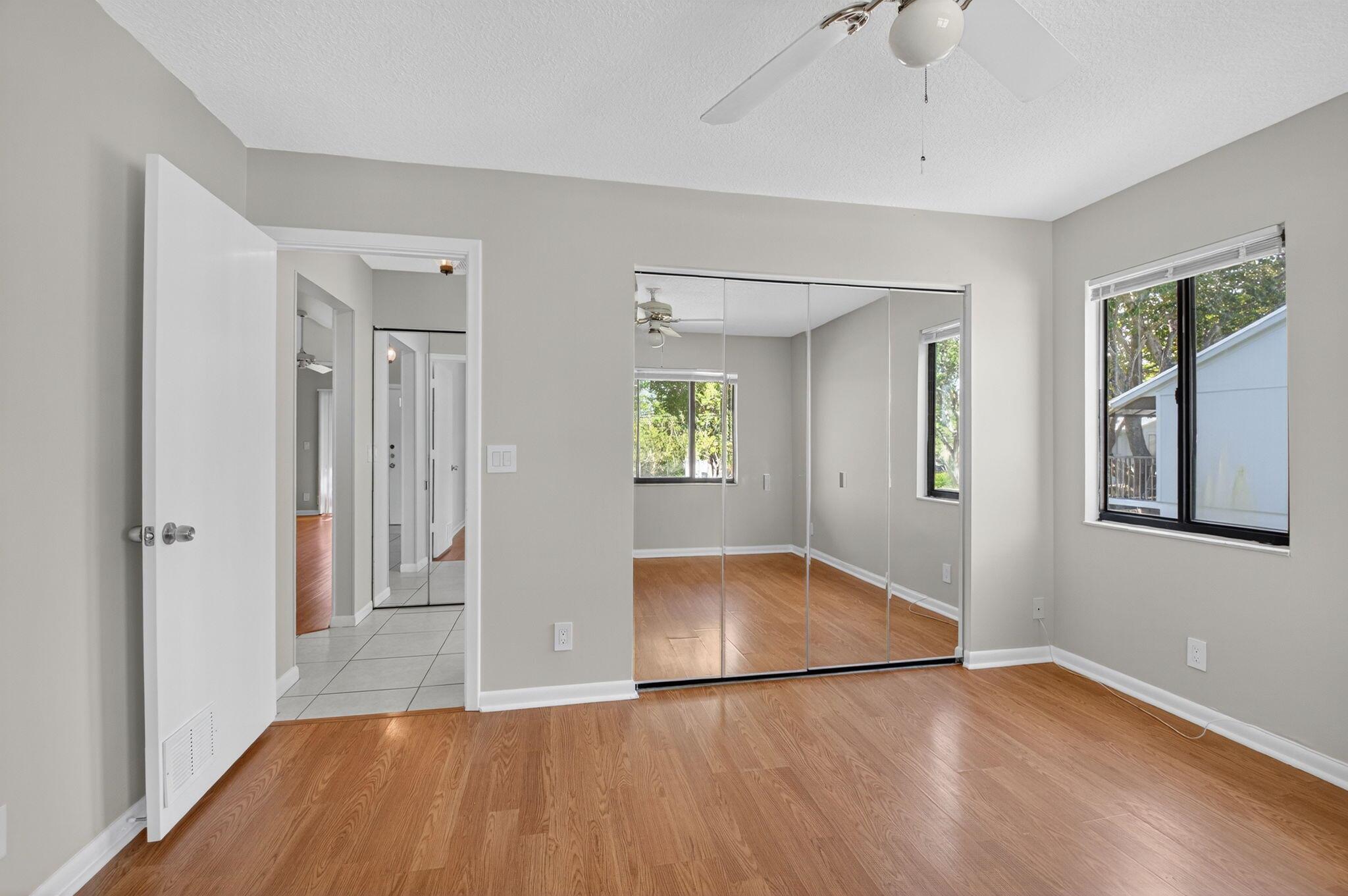 ENVIRONMENT I CONDO - Residential Lease