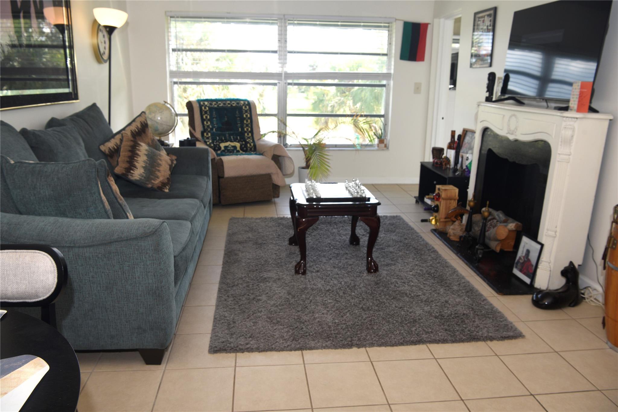 Oriole Golf & Tennis Club - Residential Lease