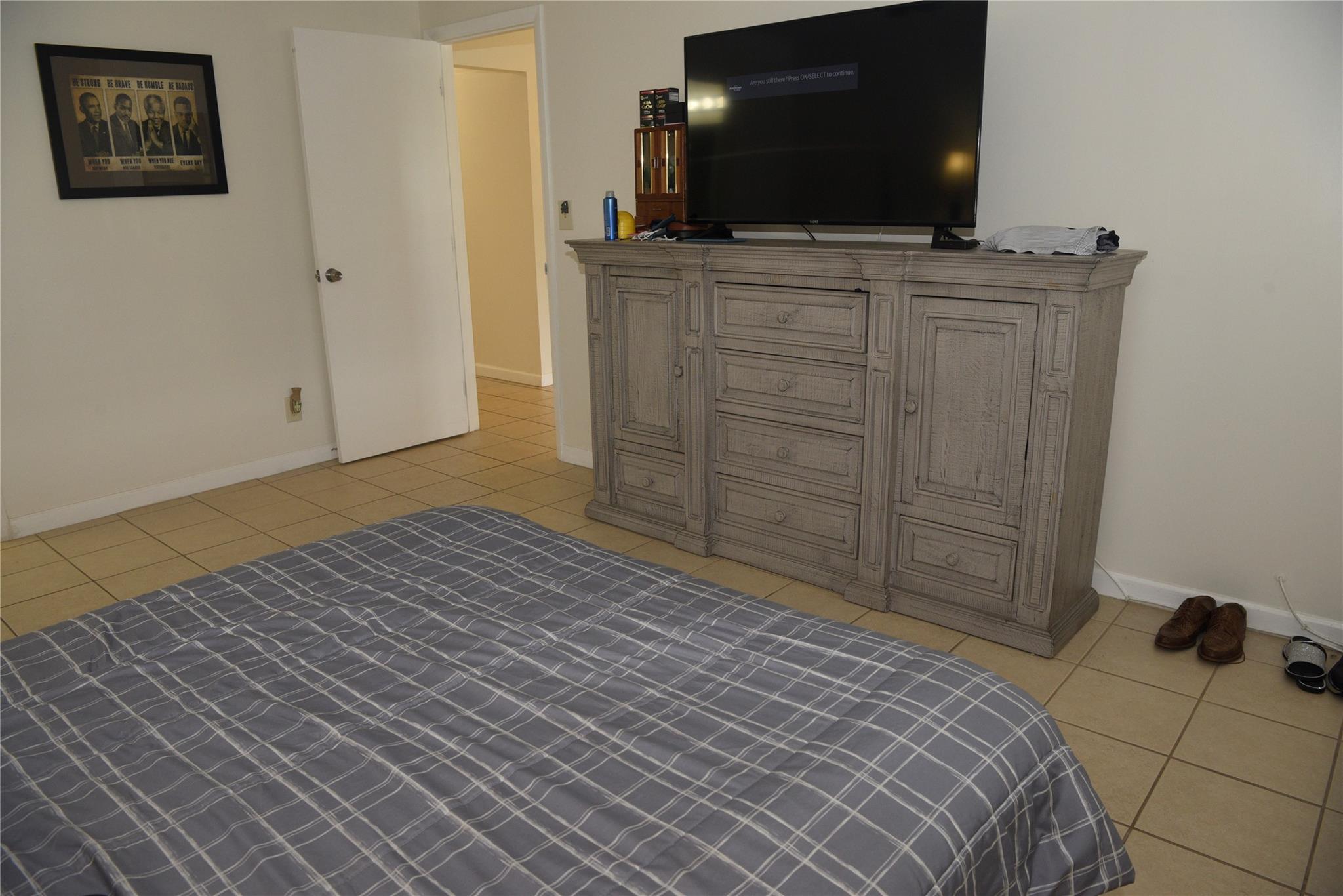 Oriole Golf & Tennis Club - Residential Lease