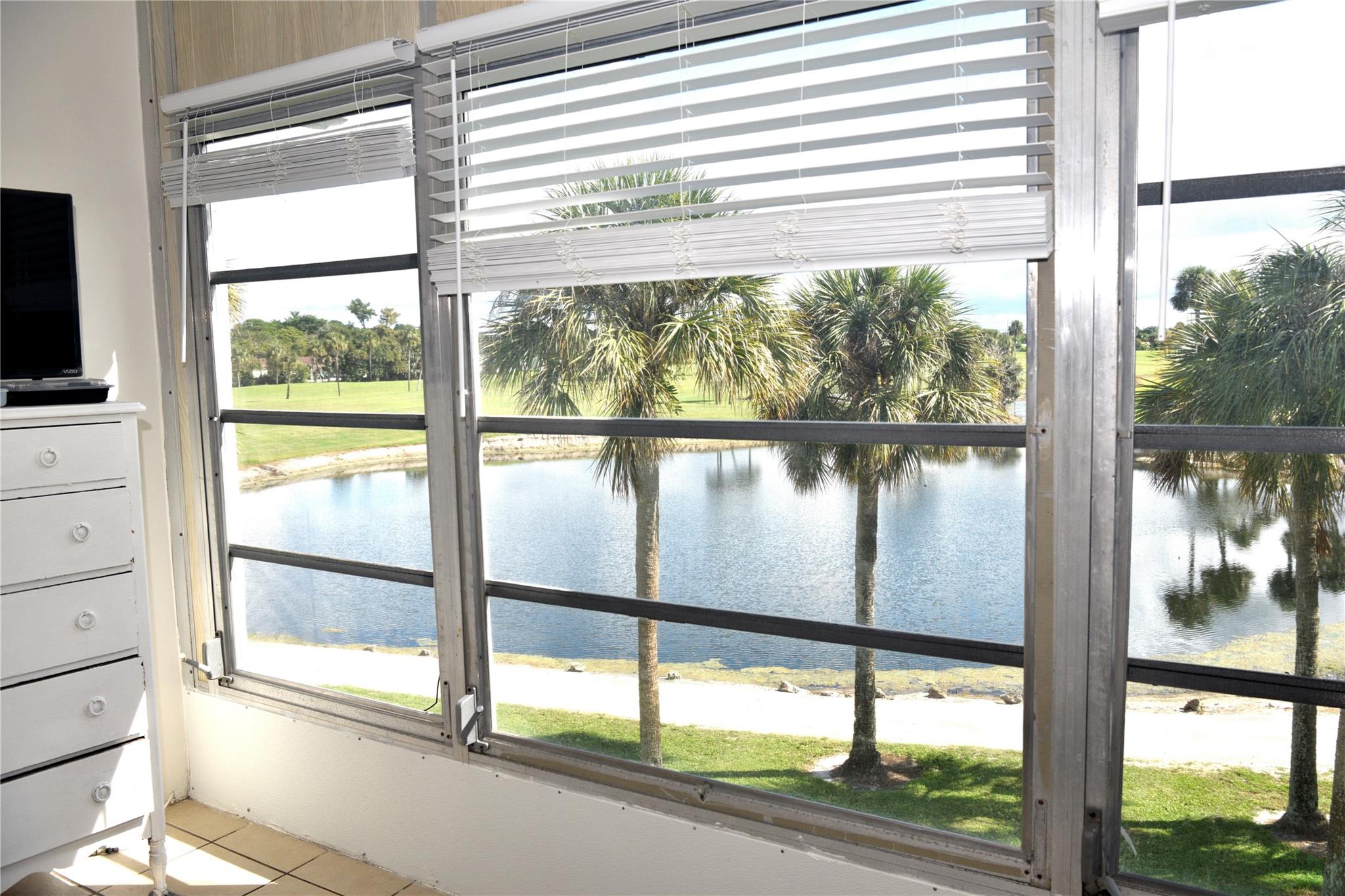 Oriole Golf & Tennis Club - Residential Lease