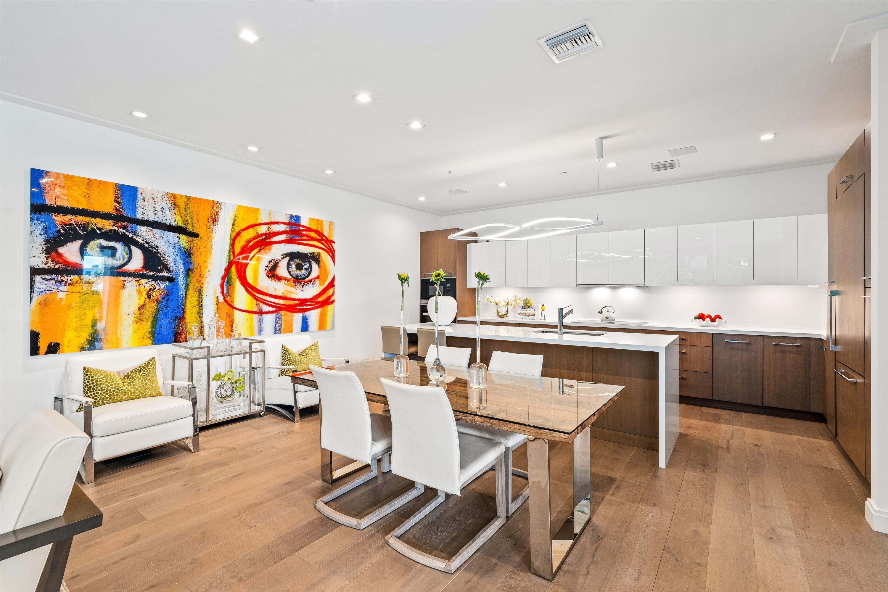 150 OCEANSIDE - Residential