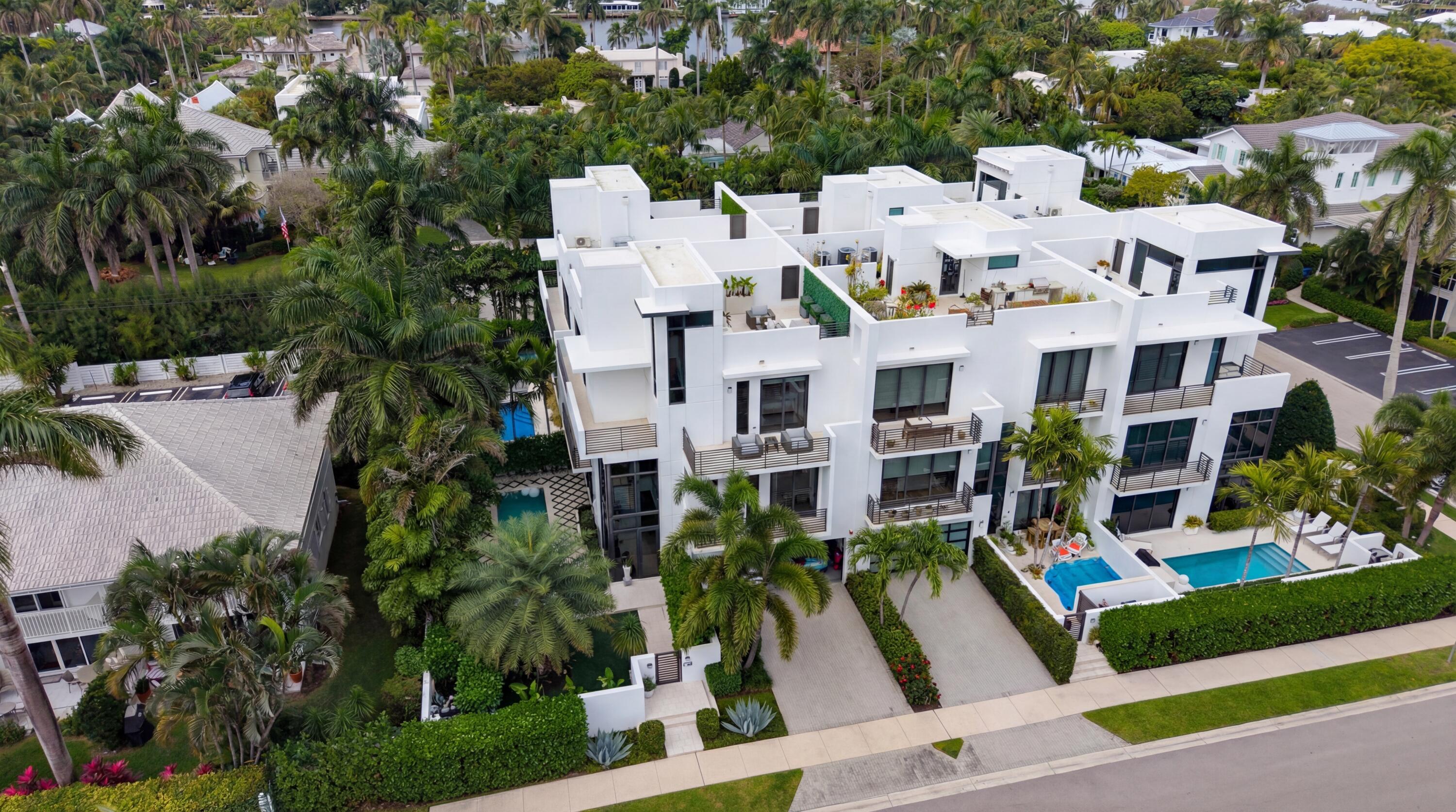 150 OCEANSIDE - Residential