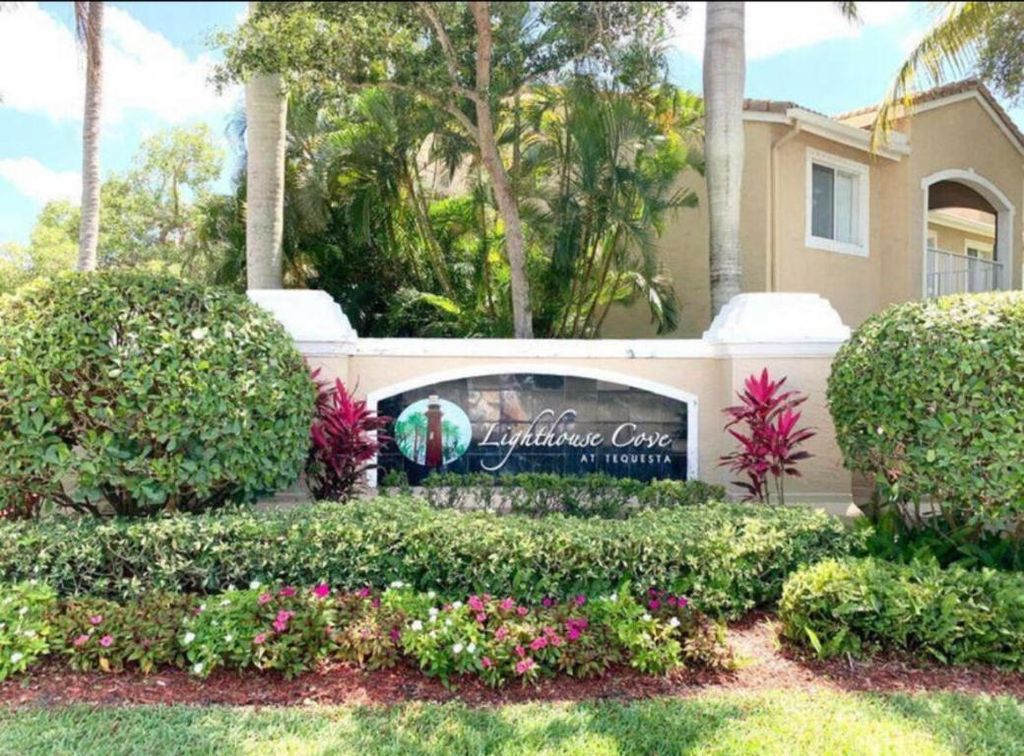 Photo of 272 Village Boulevard #7303, Tequesta, FL 33469 (MLS # R10975801)