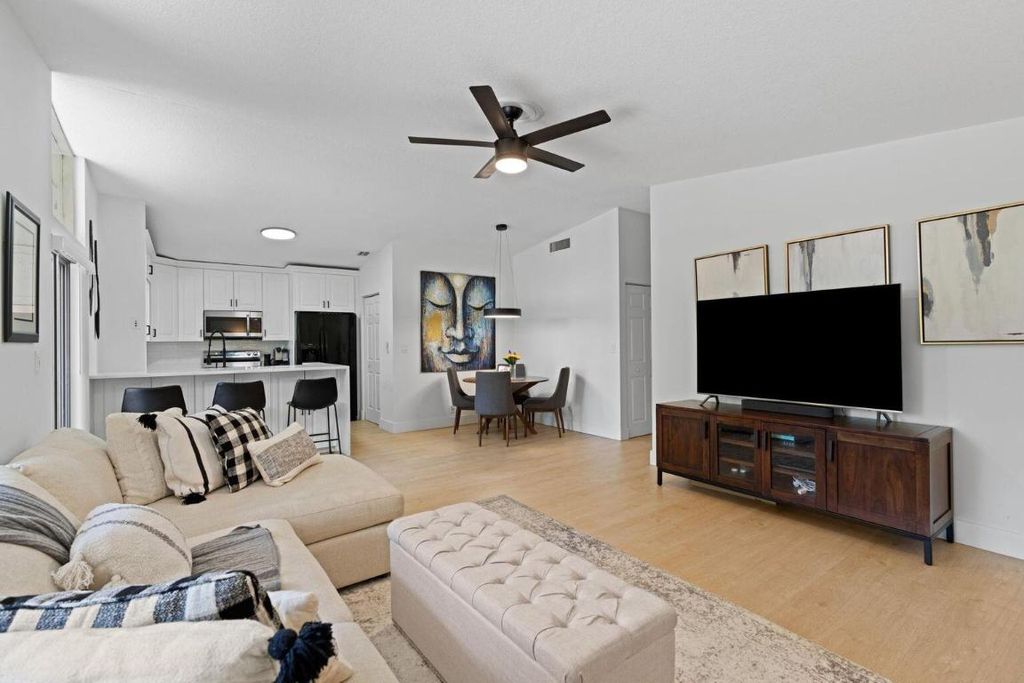 Photo of 22259 Woodspring Drive, Boca Raton, FL 33428 (MLS # R11151617)