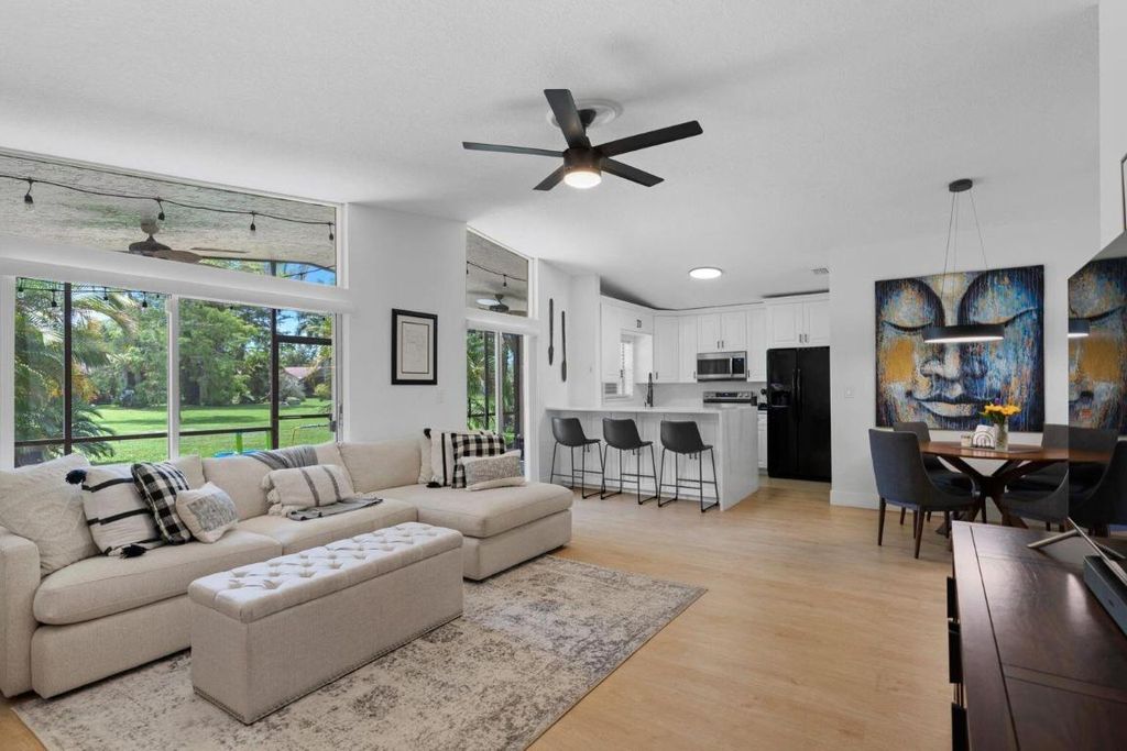 Photo of 22259 Woodspring Drive, Boca Raton, FL 33428 (MLS # R11151617)