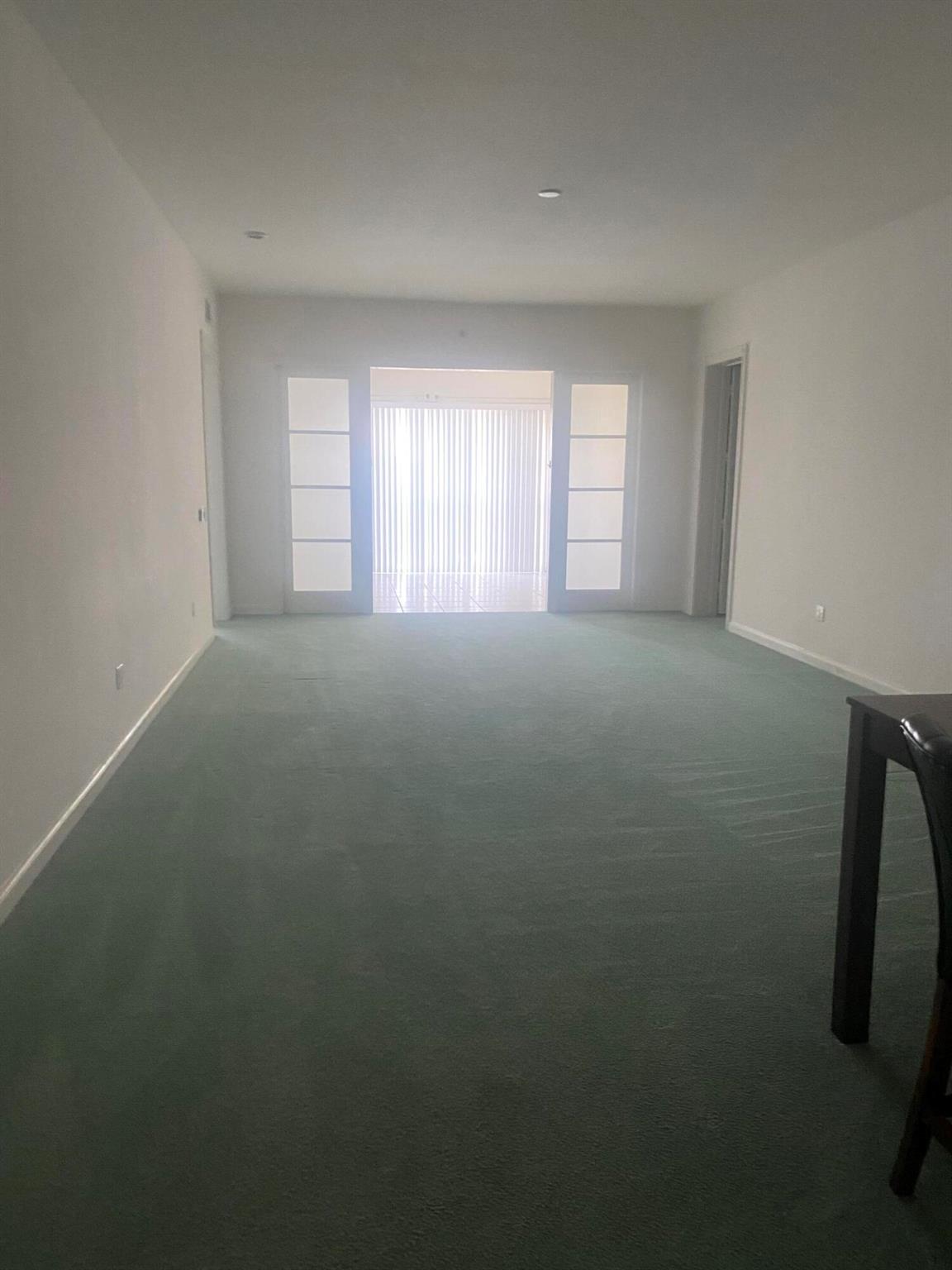 HARBOUR ISLE AT HUTCHINSO - Residential Lease