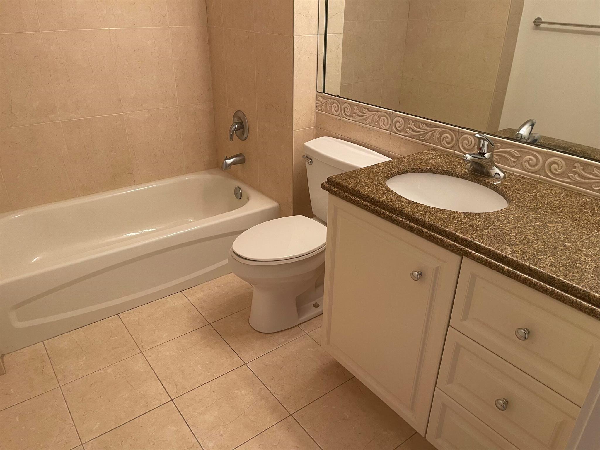 HARBOUR ISLE AT HUTCHINSO - Residential Lease