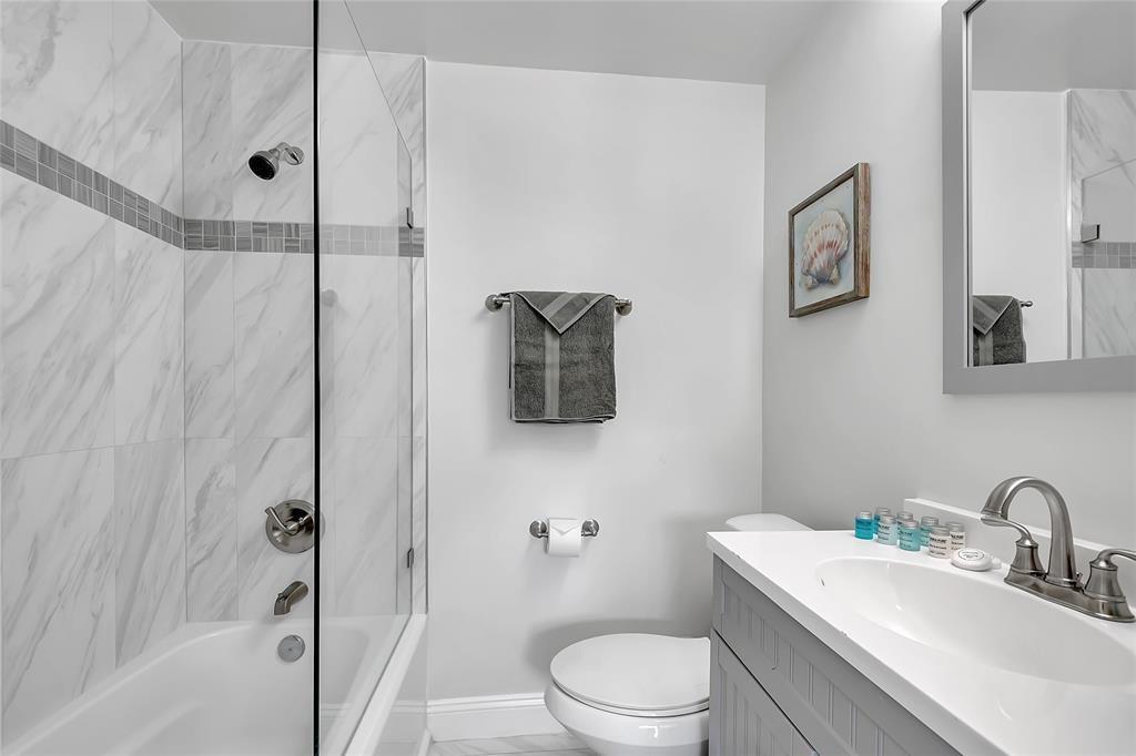 LAS OLAS PARK CORR PLAT - Residential Lease