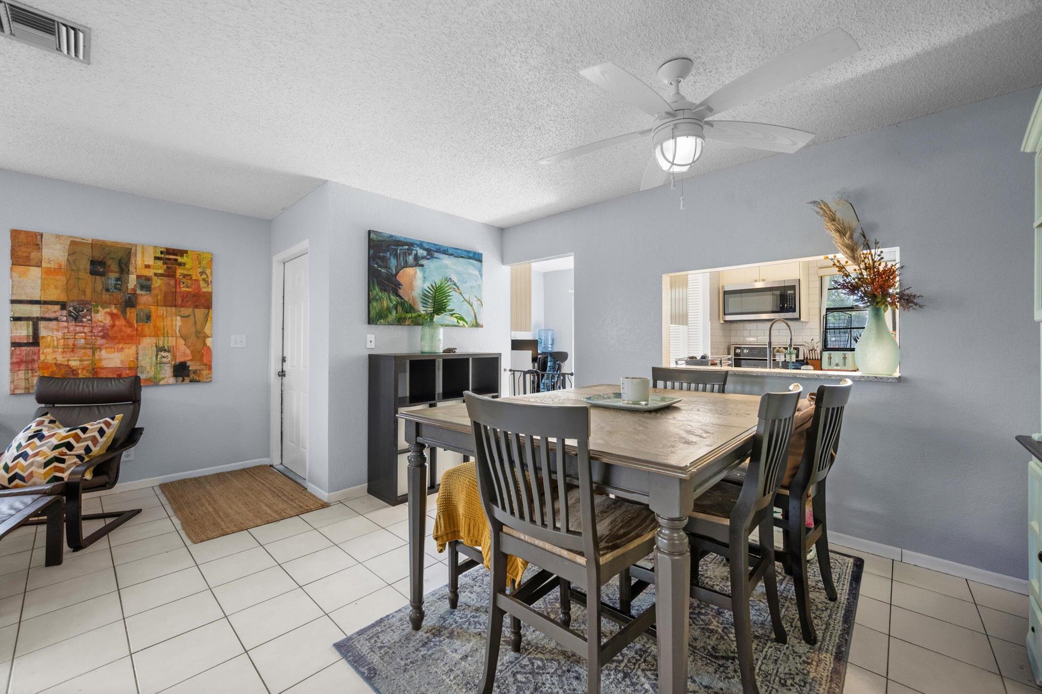 SEAWAY VILLAS - Residential