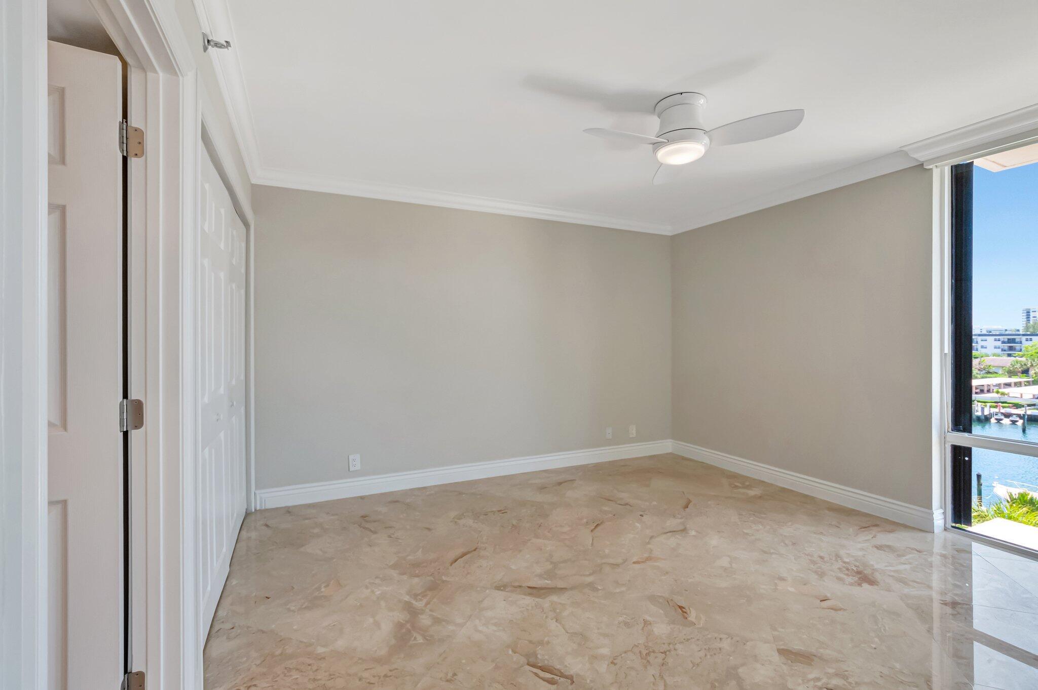 YACHT & RACQUET CLUB OF B - Residential