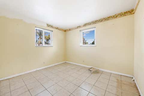 Tiny photo for 160 NE 60th Street, Oakland Park, FL 33334 (MLS # B26017413)