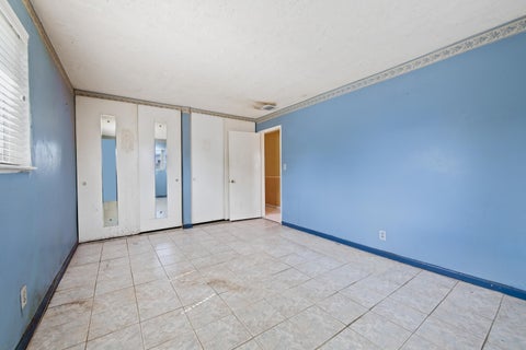 Tiny photo for 160 NE 60th Street, Oakland Park, FL 33334 (MLS # B26017413)