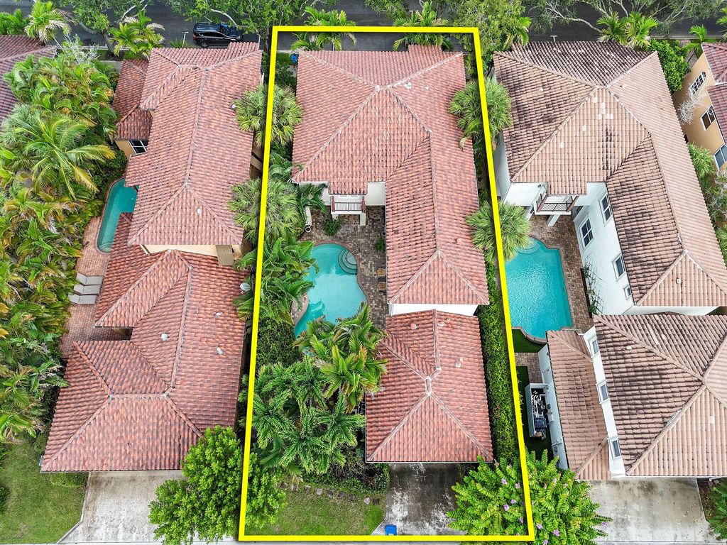 Photo of 108 Santiago Drive, Jupiter, FL 33458 (MLS # R11130152)