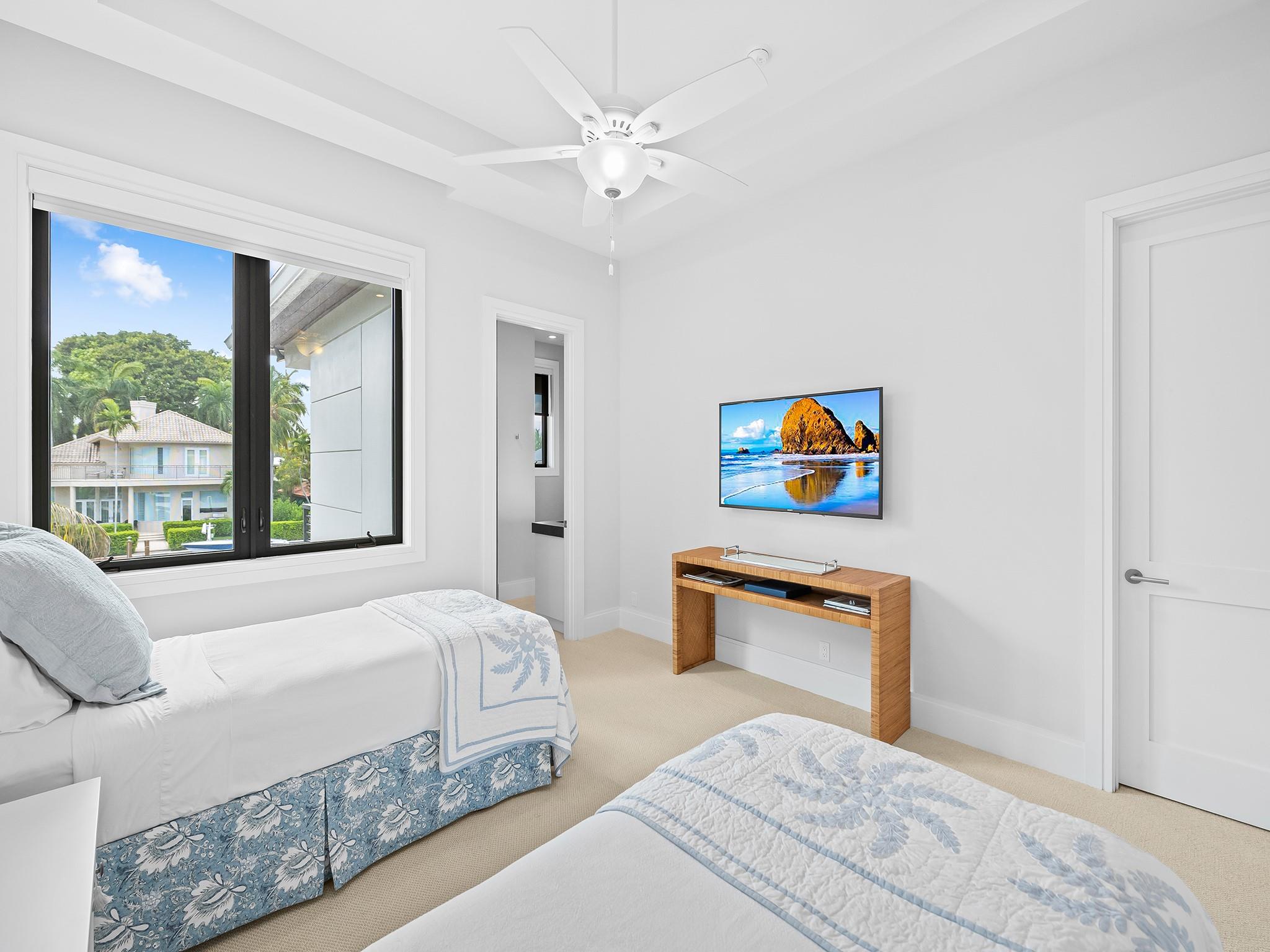 Barcelona Isle 27-10 B - Residential