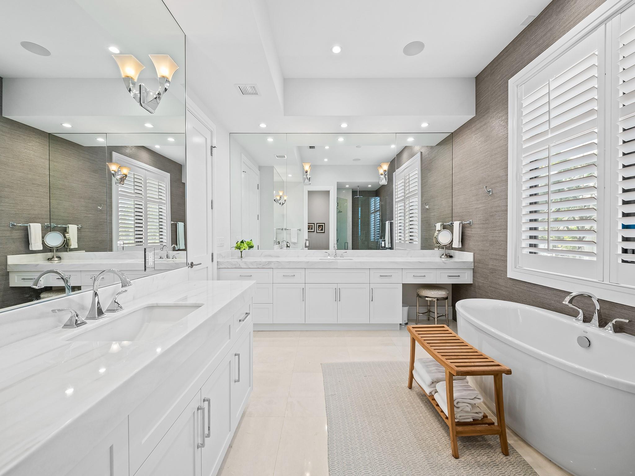 Barcelona Isle 27-10 B - Residential