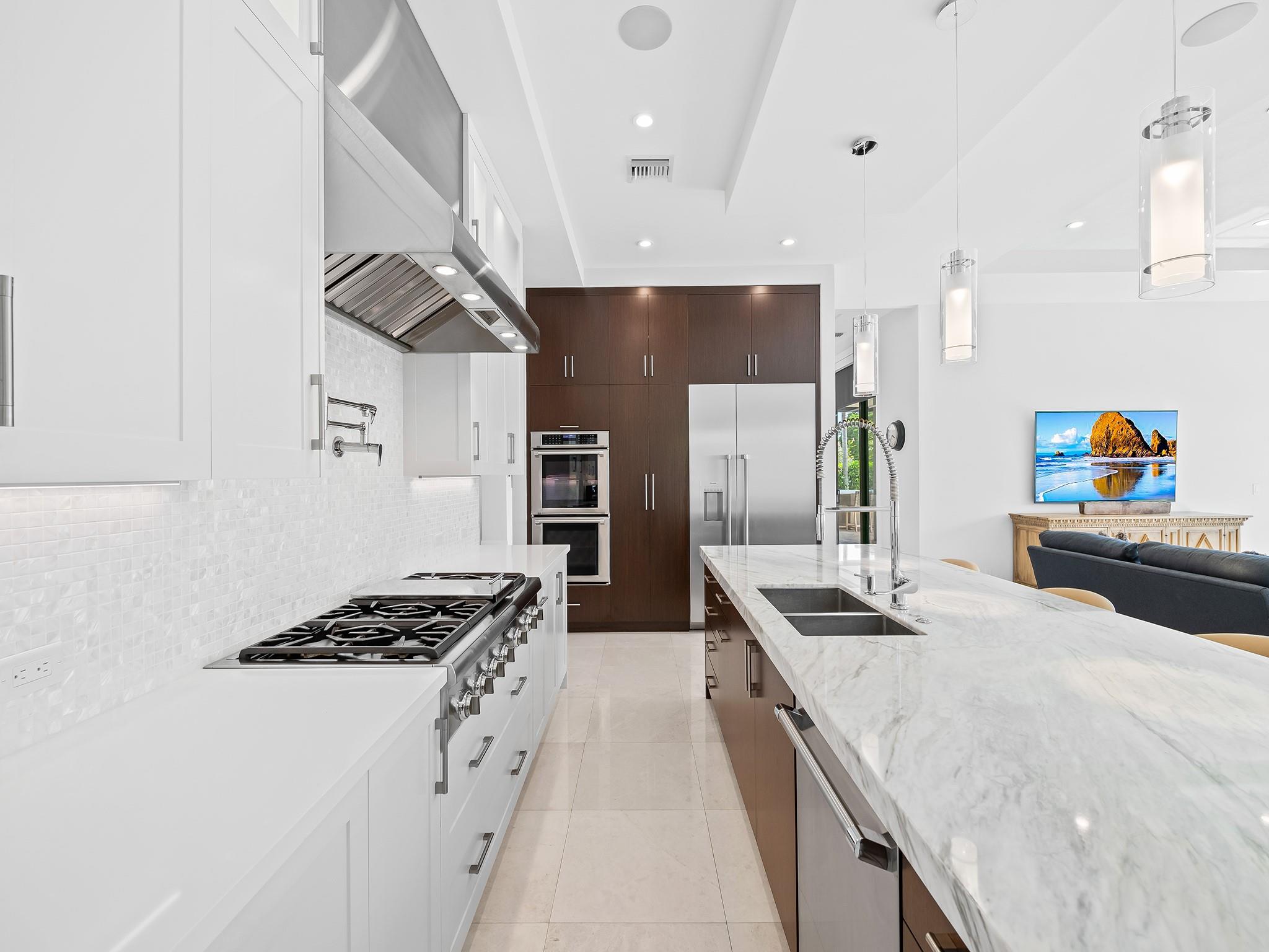 Barcelona Isle 27-10 B - Residential