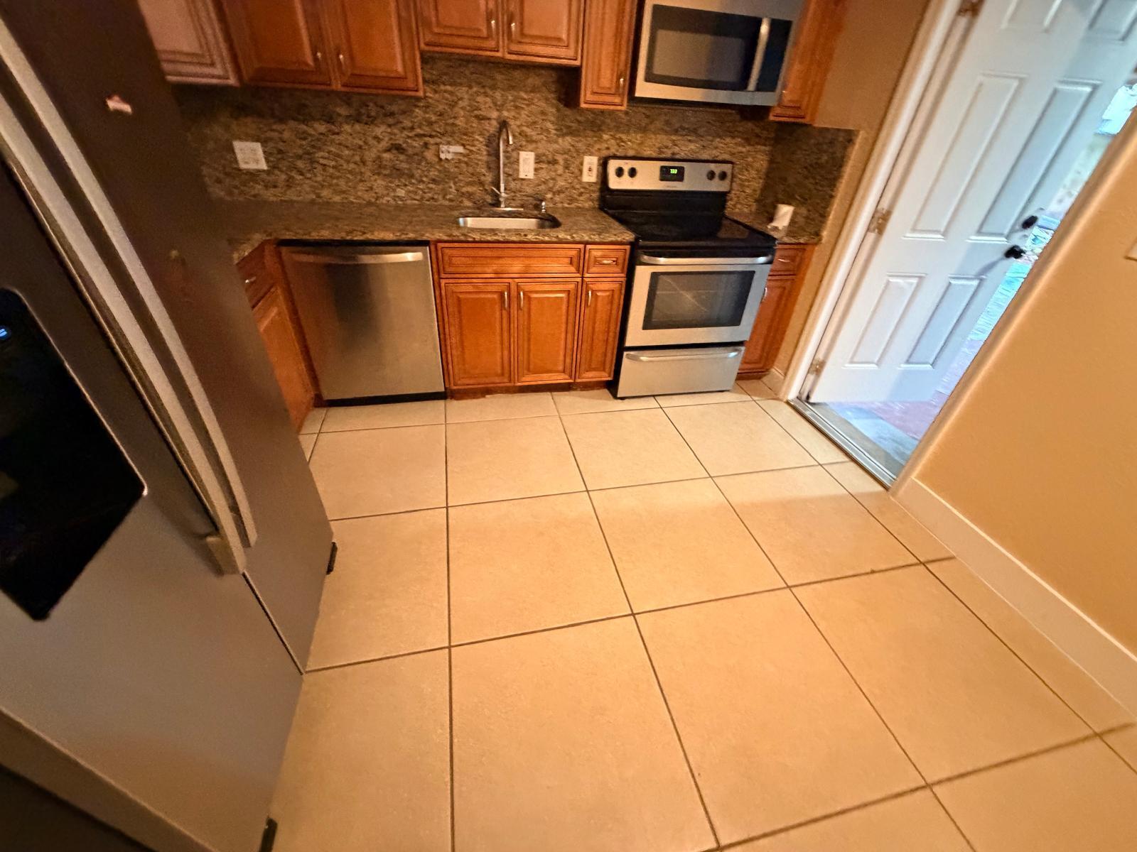 GOLFVIEW HEIGHTS 2 - Residential Lease