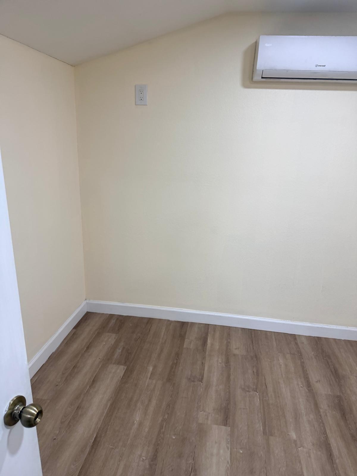 GOLFVIEW HEIGHTS 2 - Residential Lease