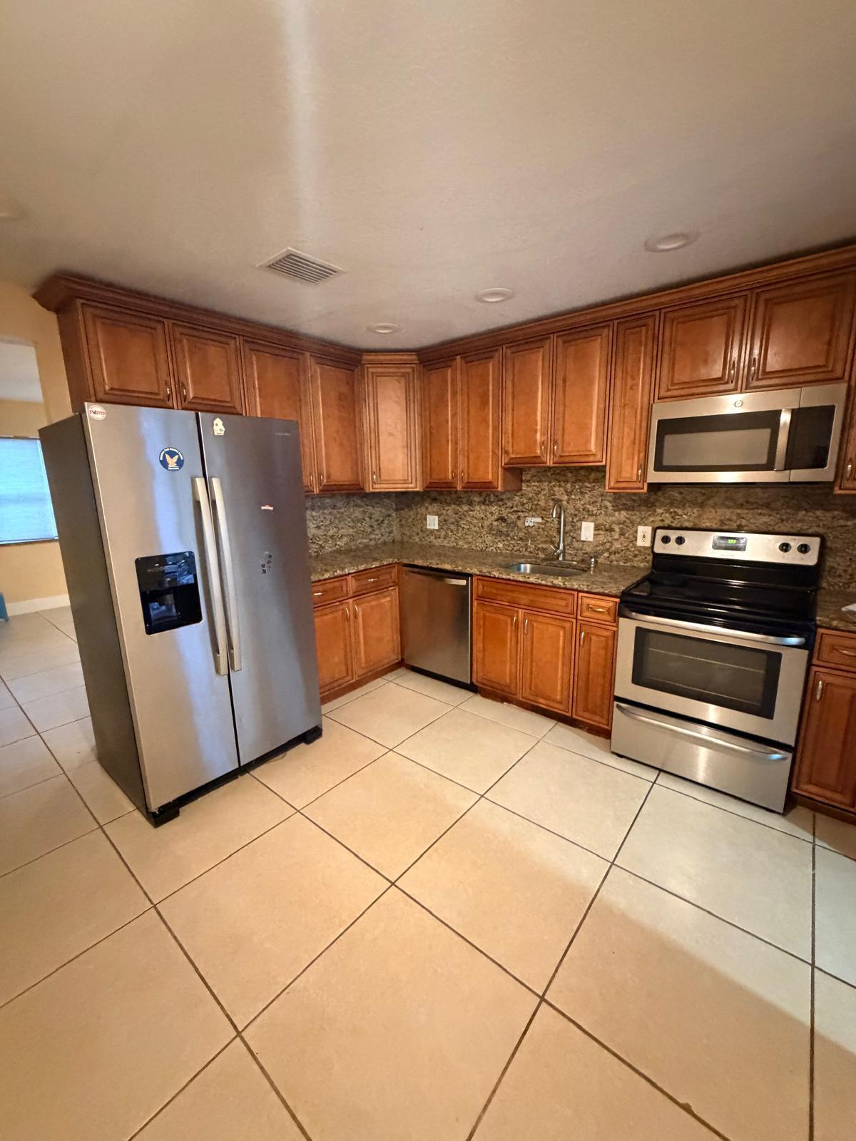 GOLFVIEW HEIGHTS 2 - Residential Lease