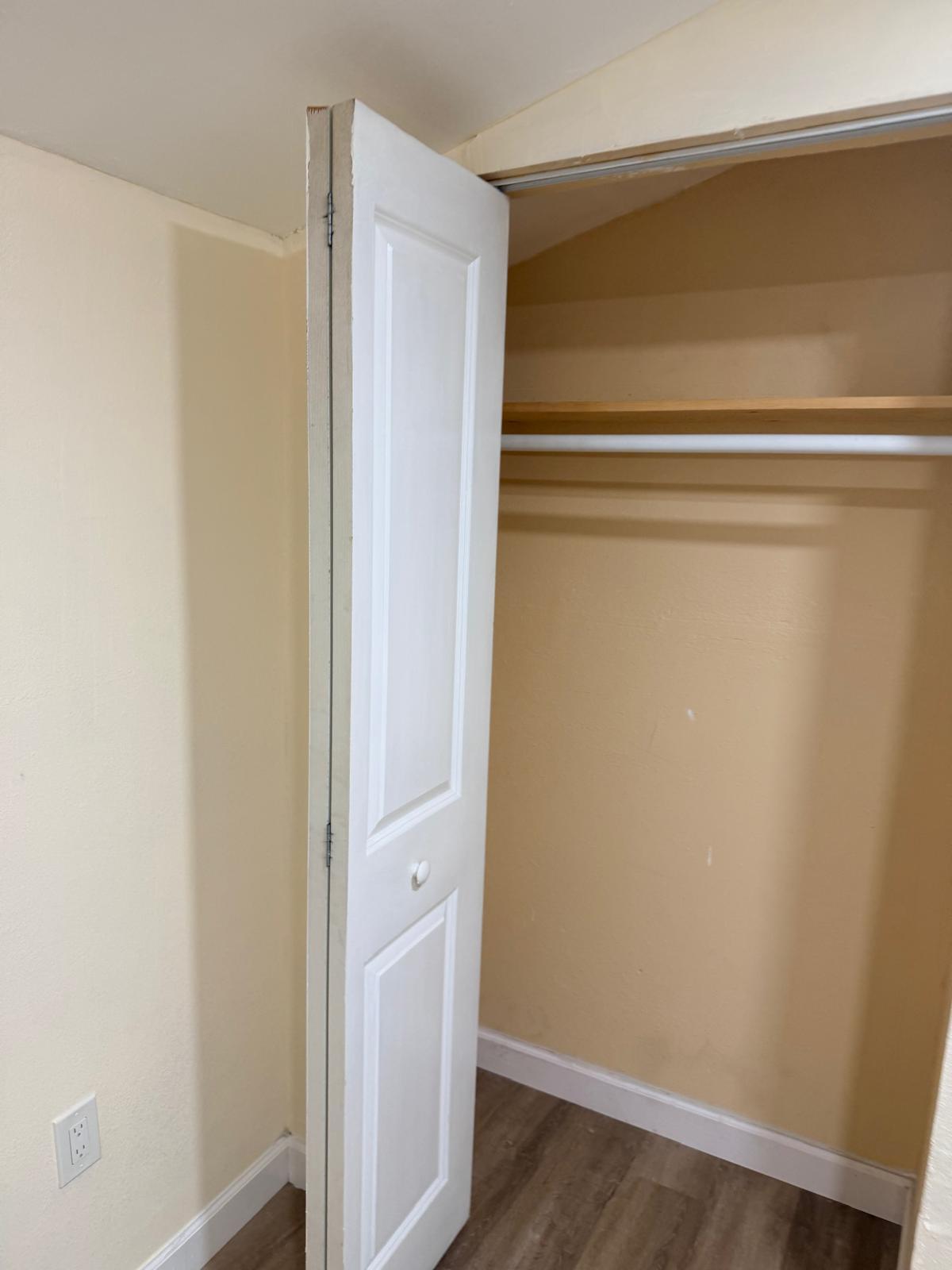 GOLFVIEW HEIGHTS 2 - Residential Lease