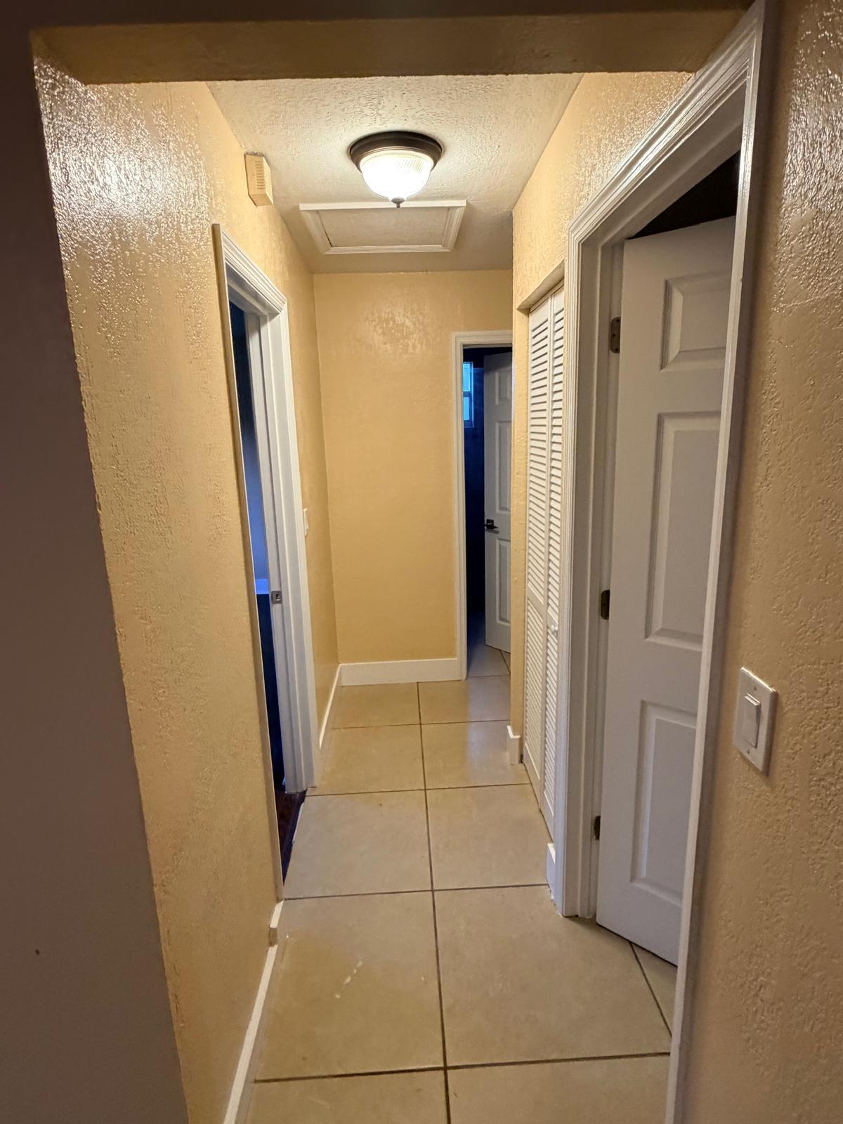GOLFVIEW HEIGHTS 2 - Residential Lease