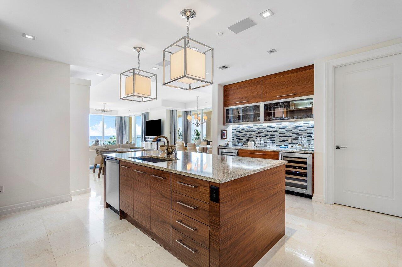 4001 NORTH OCEAN CONDO - Residential