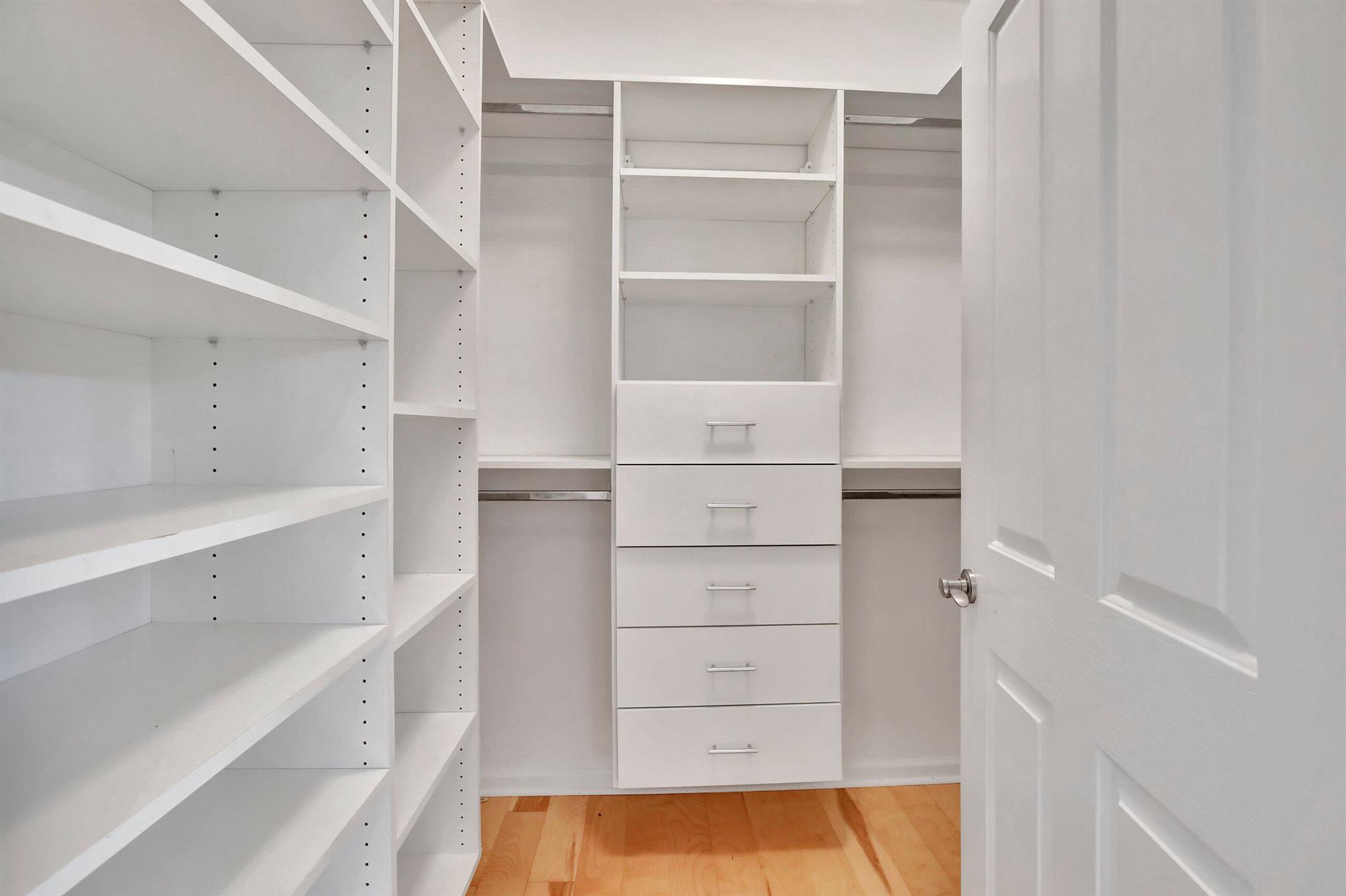 NURIVER LANDING CONDO - Residential