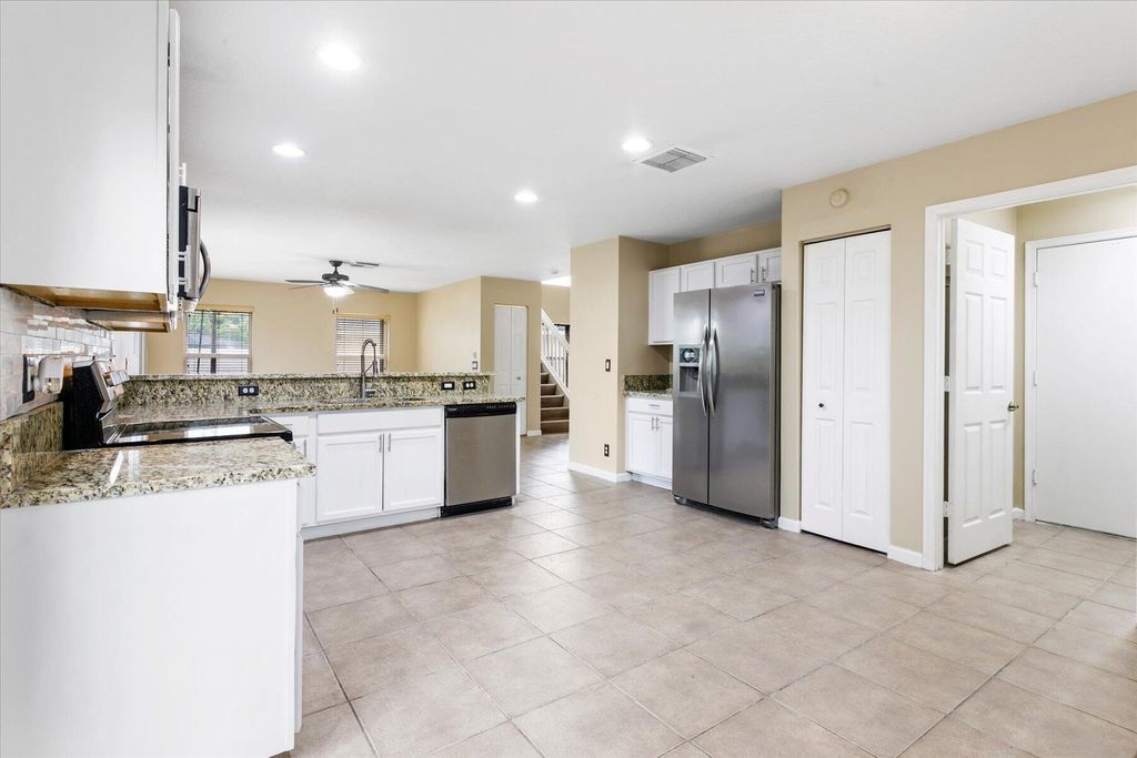 Photo of 1533 Rialto Drive, Boynton Beach, FL 33436 (MLS # B26047121)