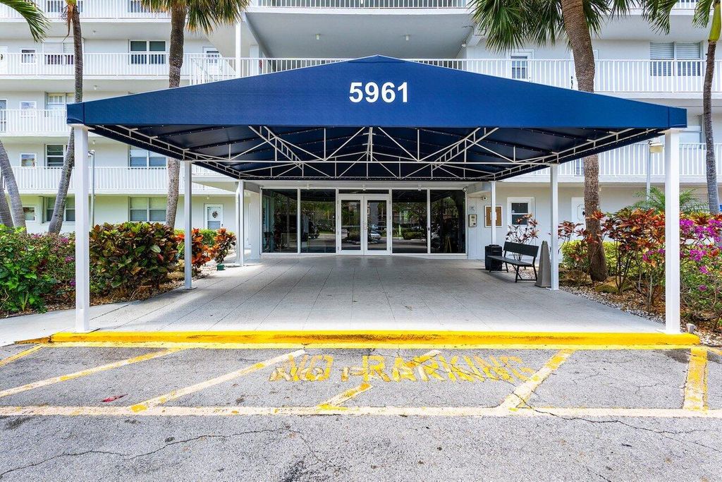 Photo of 5961 NW 2nd 6080 Avenue #Four, Boca Raton, FL 33487 (MLS # R11083940)